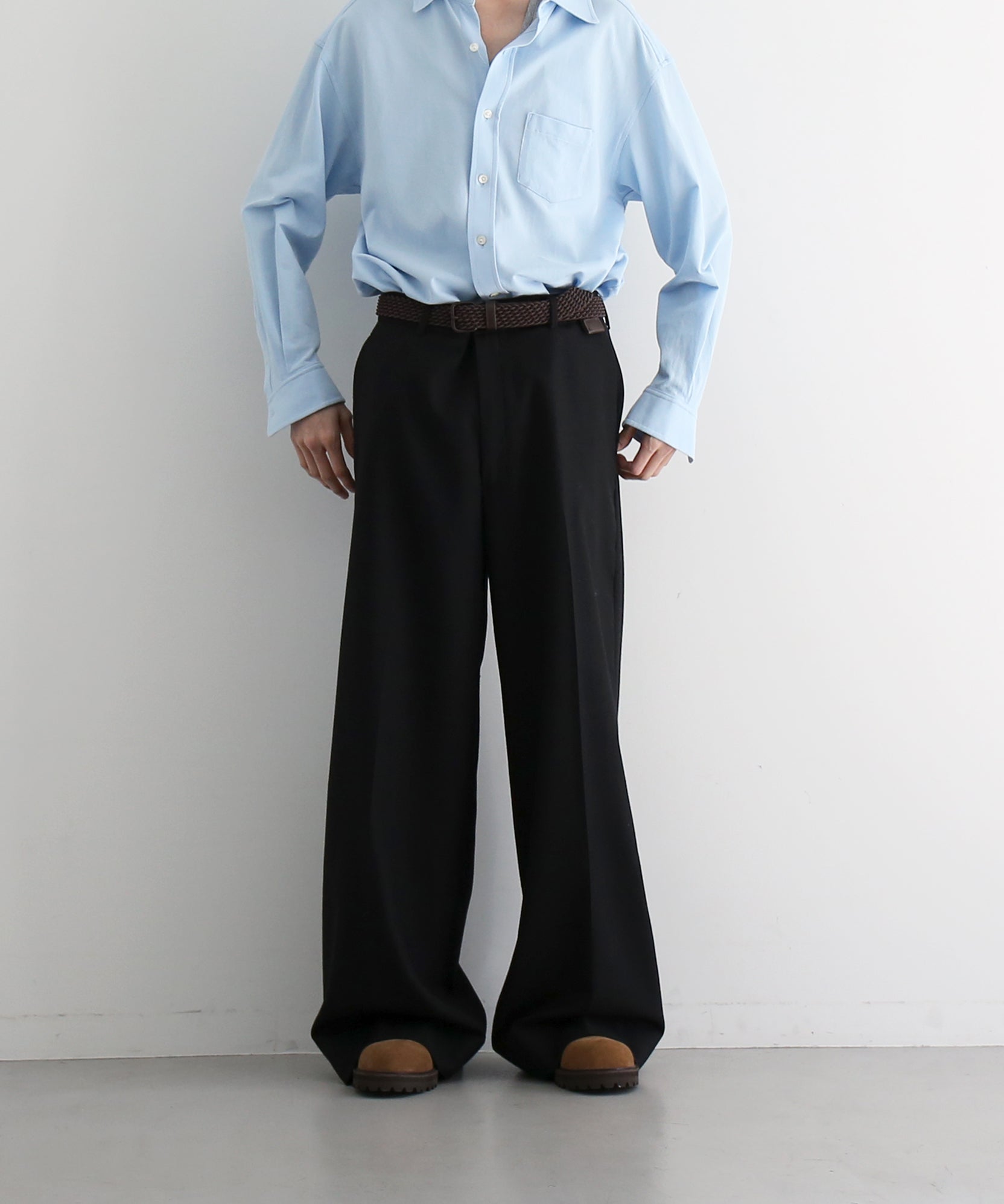 【EXCLUSIVE】NEONSIGN Anatomic straight slacks "NAVY"