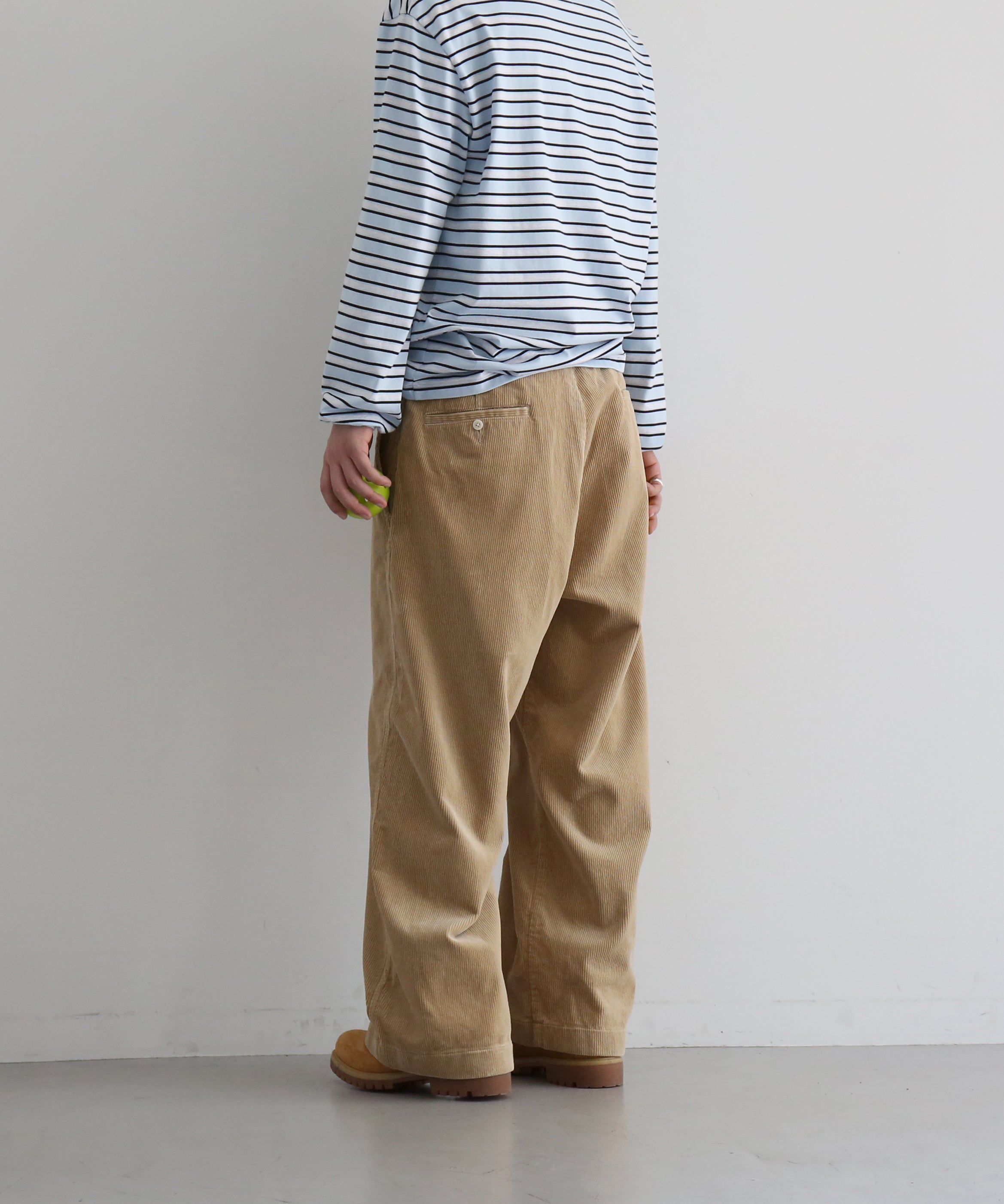 NEONSIGN Big move "BEIGE"