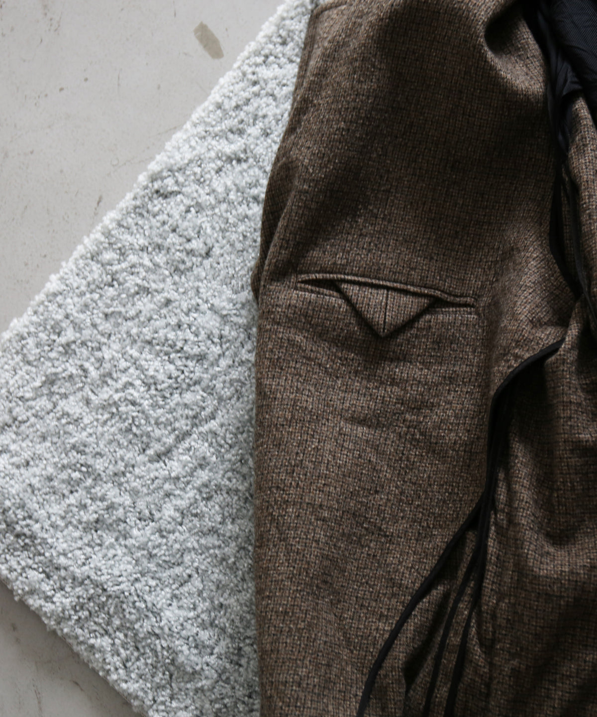 ensou. Hypersized blazer / a. "BROWN GUN CLUB"