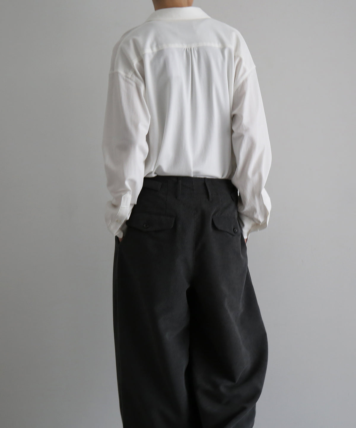 my beautiful landlet 2 tuck corduroy wide pants "GRAY"