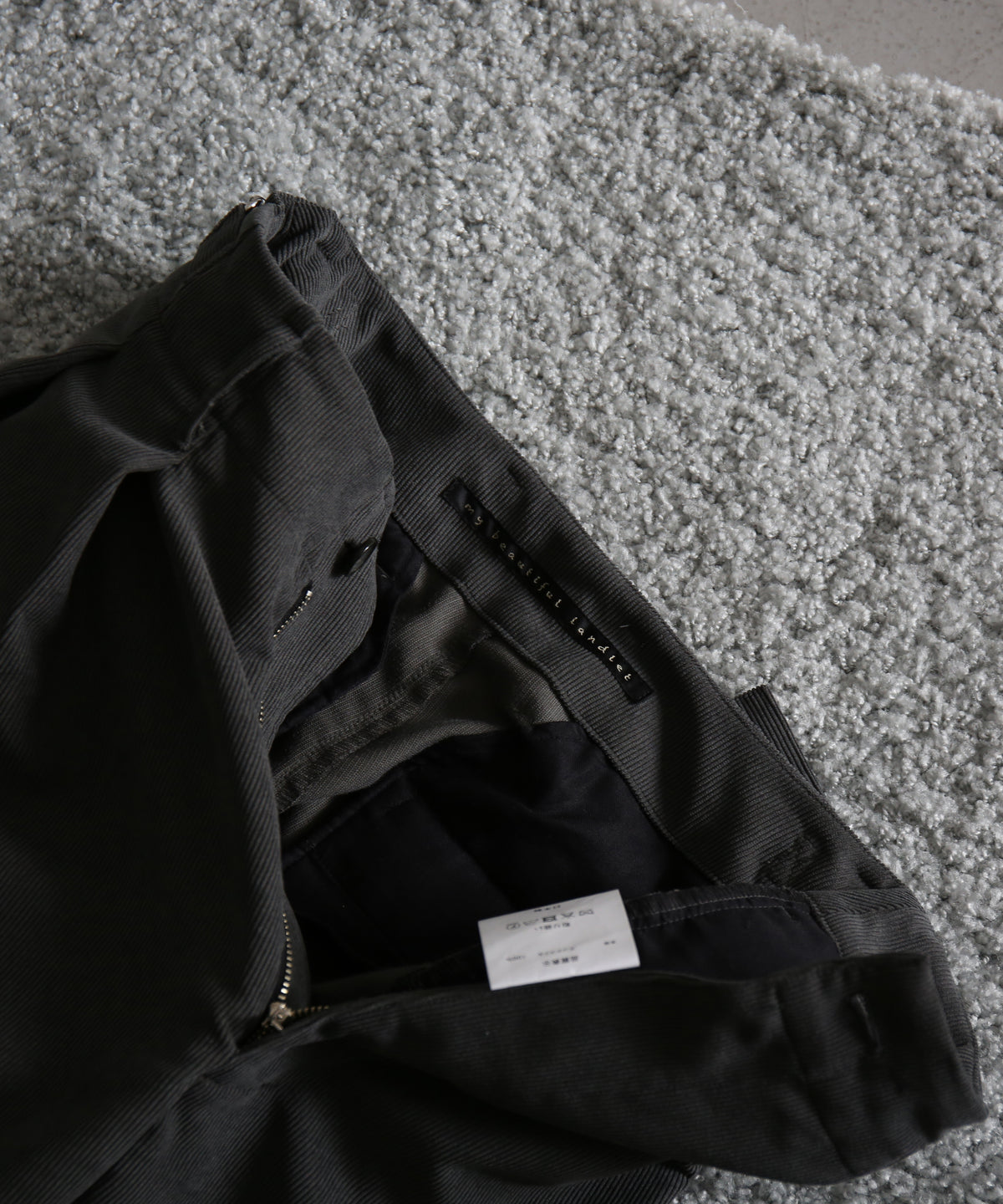 my beautiful landlet 2 tuck corduroy wide pants "GRAY"