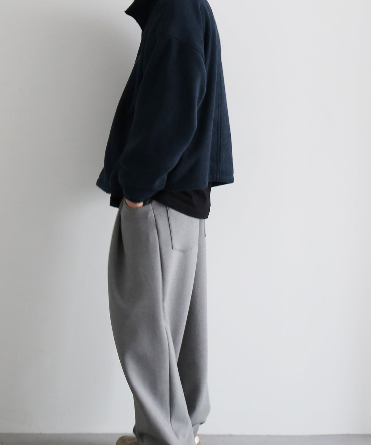 ABELIA EDOWARD GOUCHA Studio jumper "NAVY"