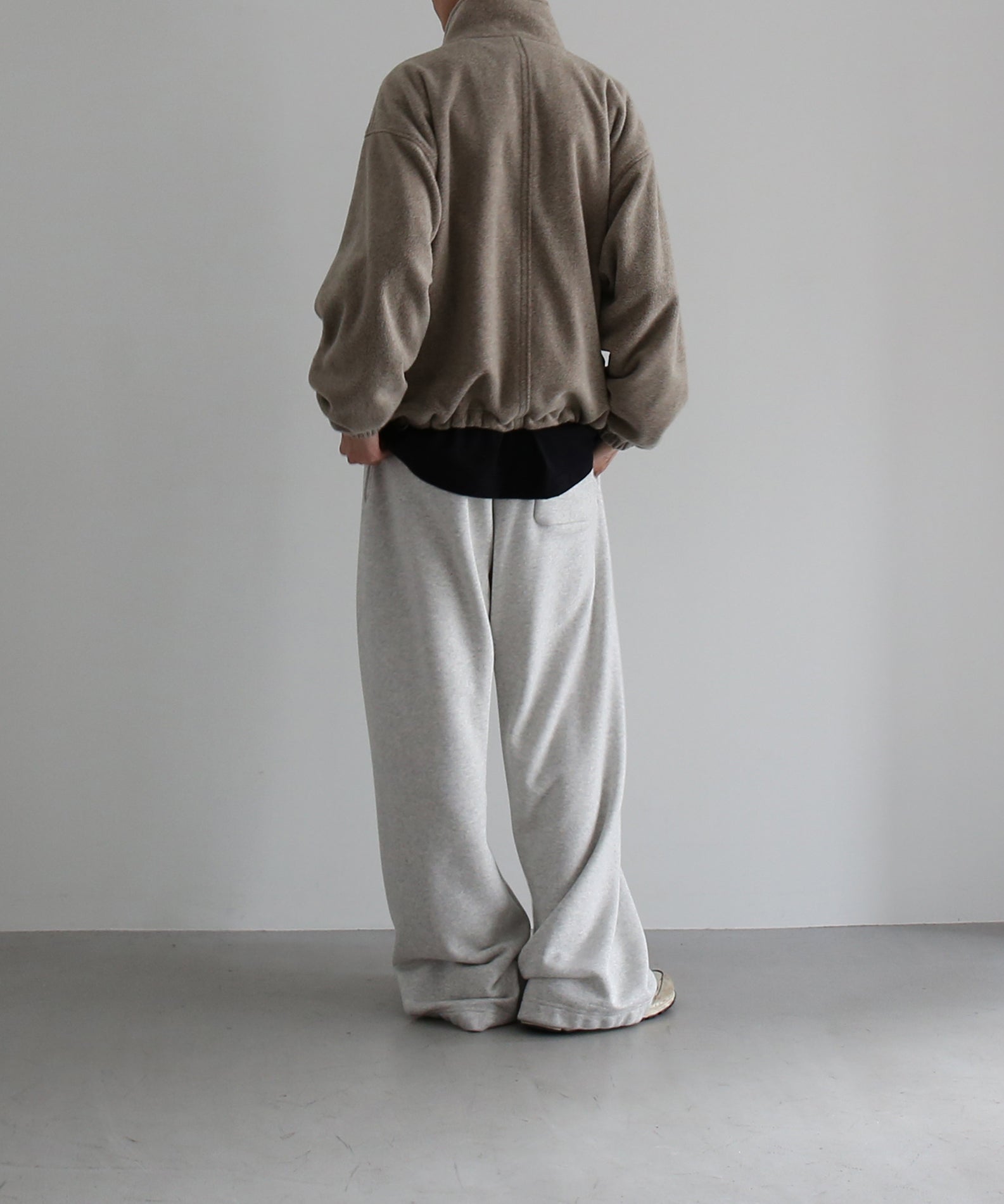 ABELIA EDOWARD GOUCHA【アベリアエドワードゴウチャ】Studio jumper