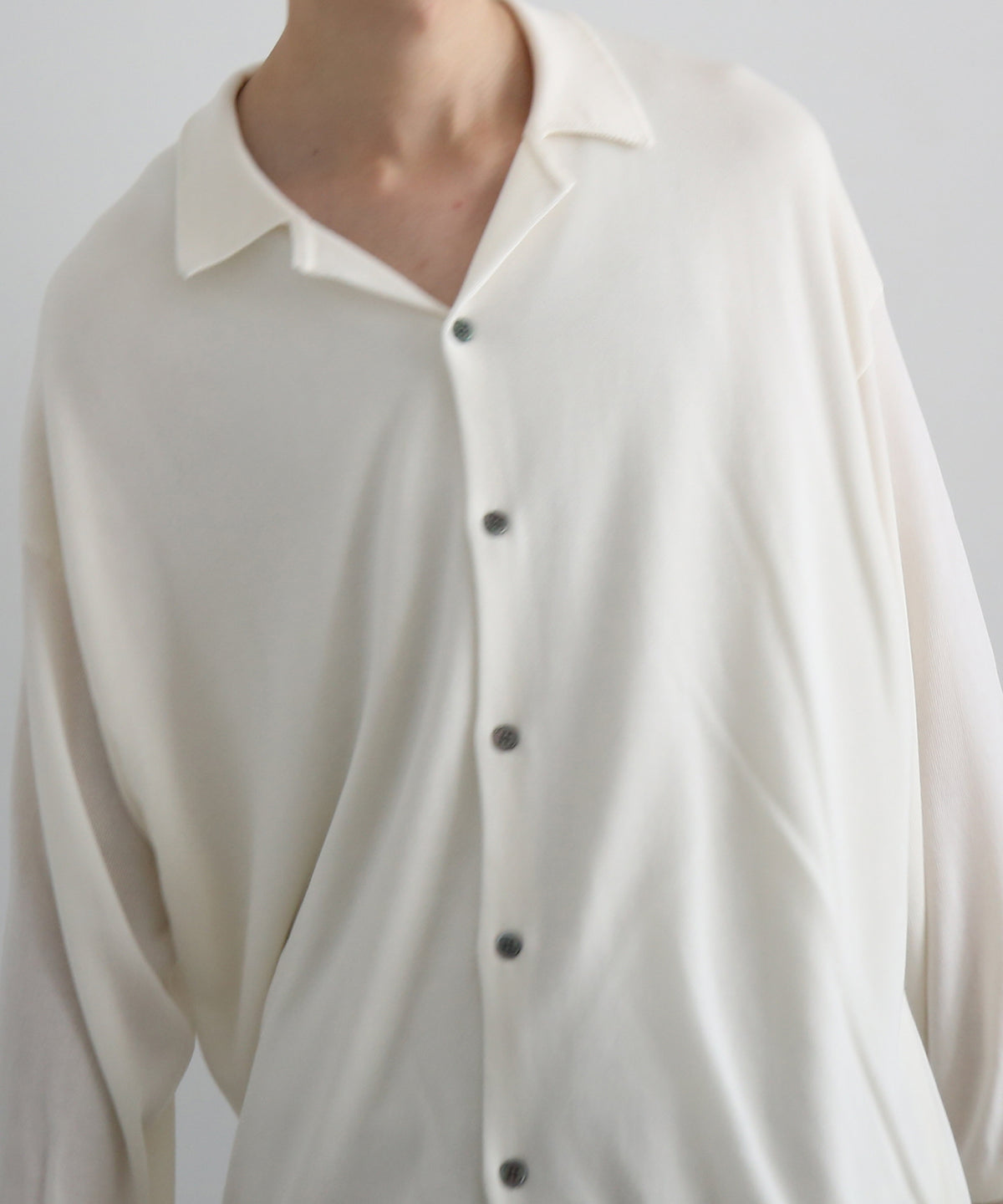 【EXCLUSIVE】crepuscule Open collar knit shirt "WHITE"