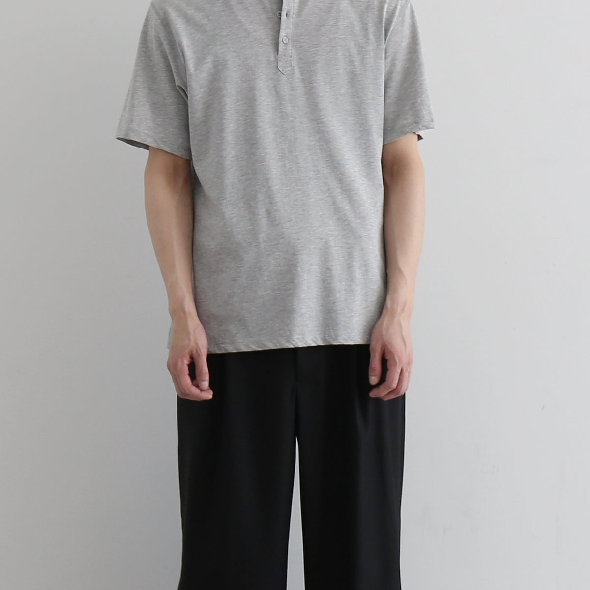 KAIKO【カイコー】H neck t-shirts 