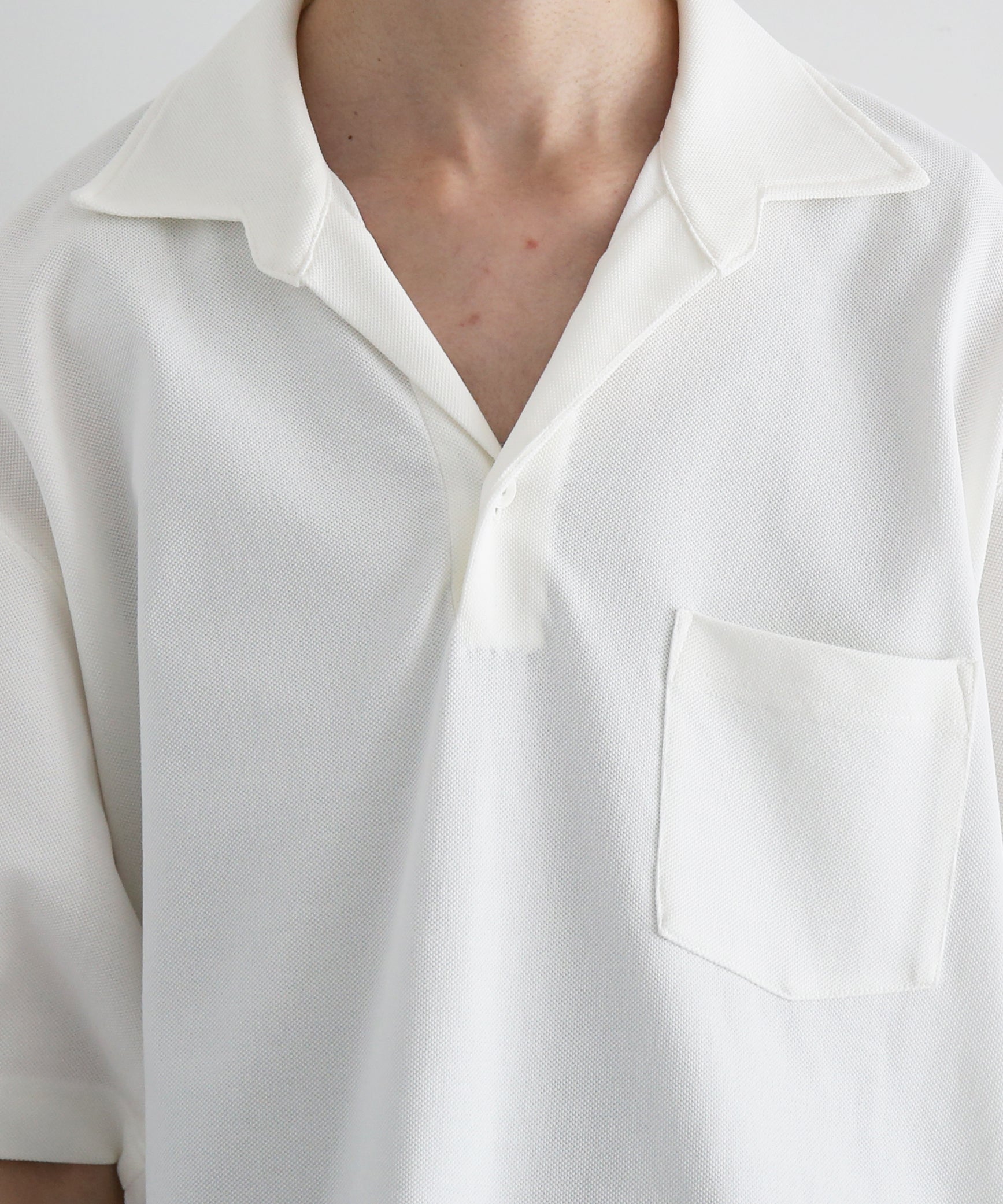 NEONSIGN Unfinished polo "hcs" "OFF WHITE"