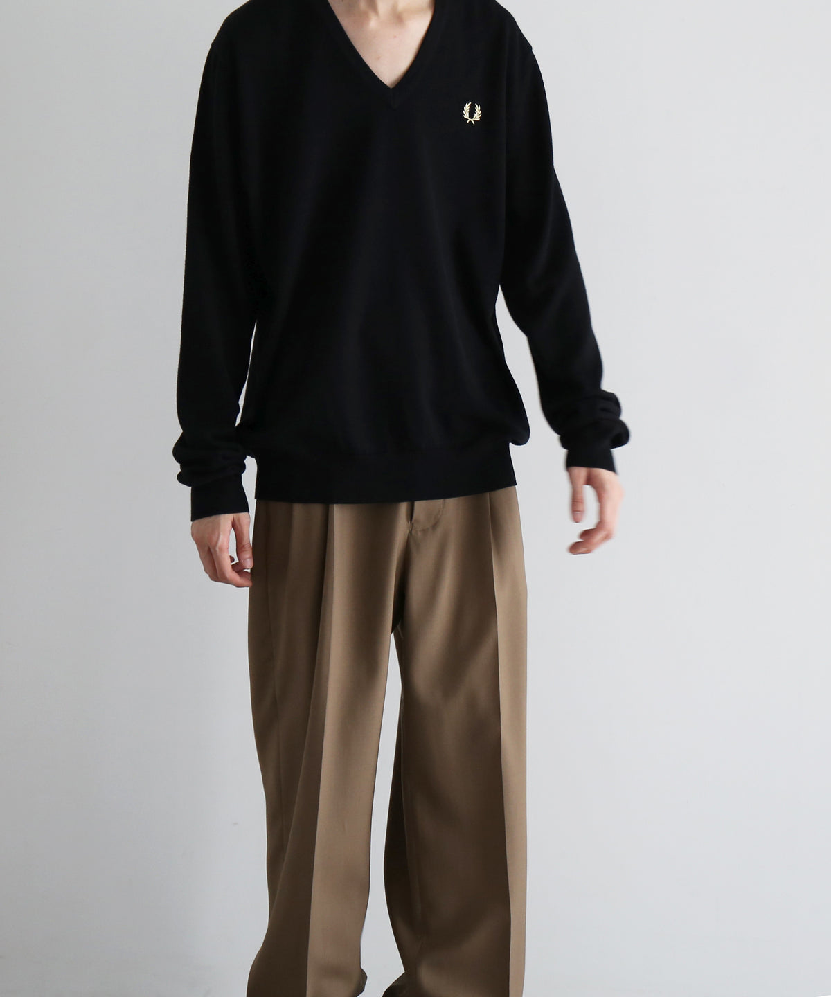 FRED PERRY Classic v neck jumper "BLACK"