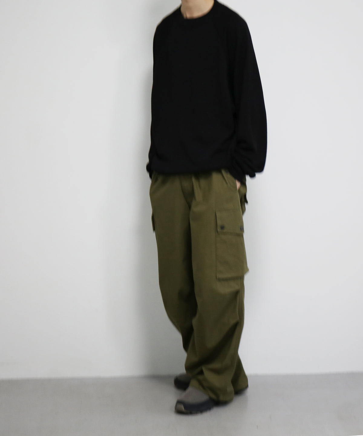 OLD FOLK HOUSE Washable wool sweatshirt "BLACK"
