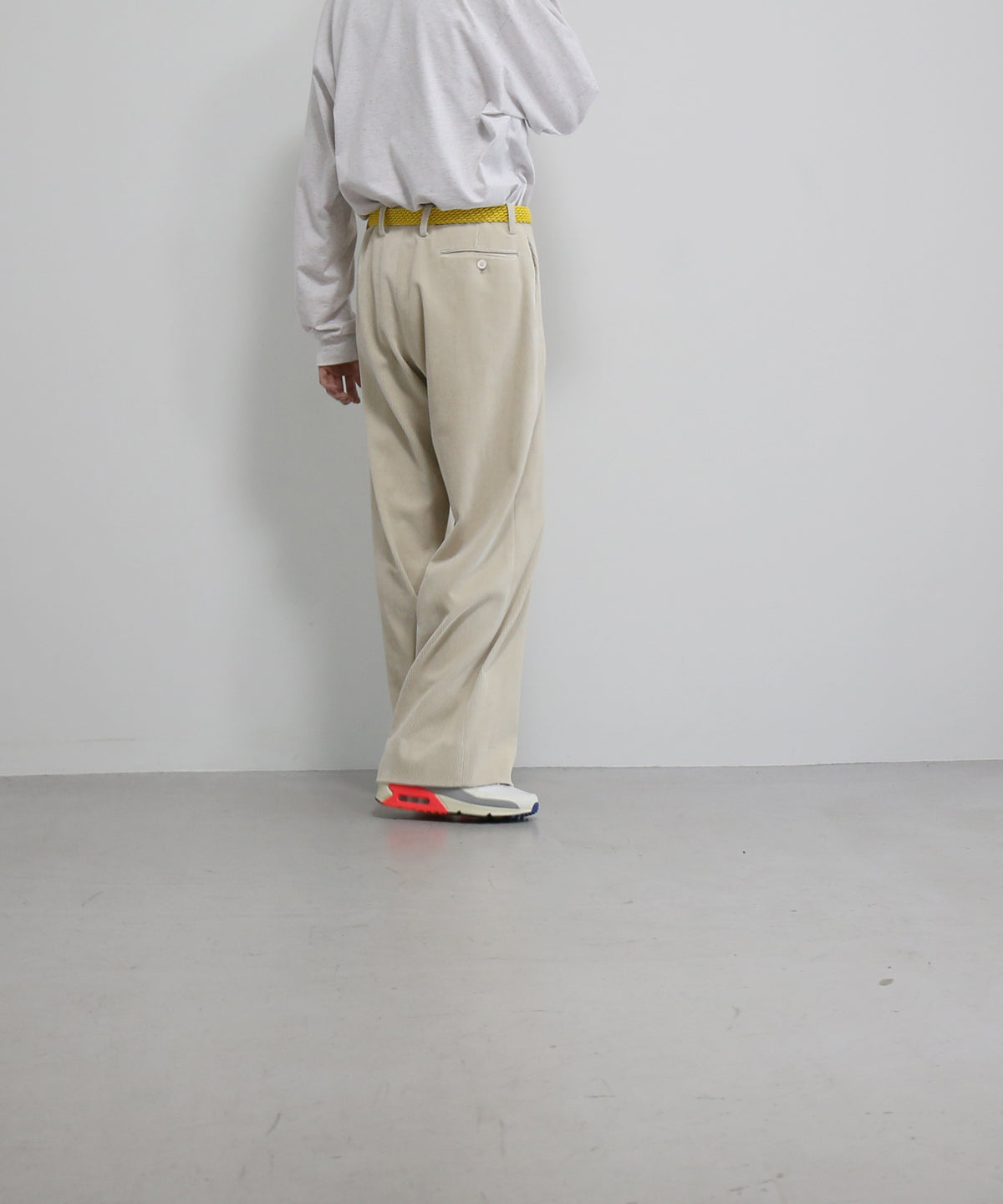 OLD FOLK HOUSE Cotton & rayon corduroy pants "OFF-WHITE"