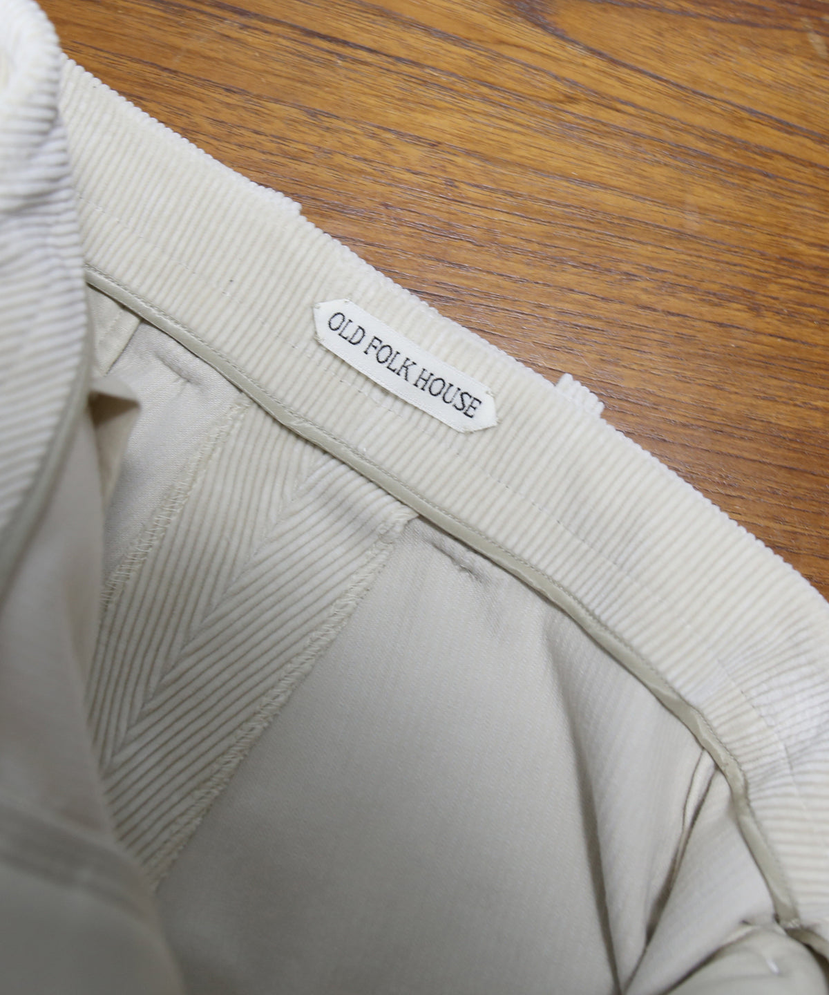 OLD FOLK HOUSE Cotton & rayon corduroy pants "OFF-WHITE"