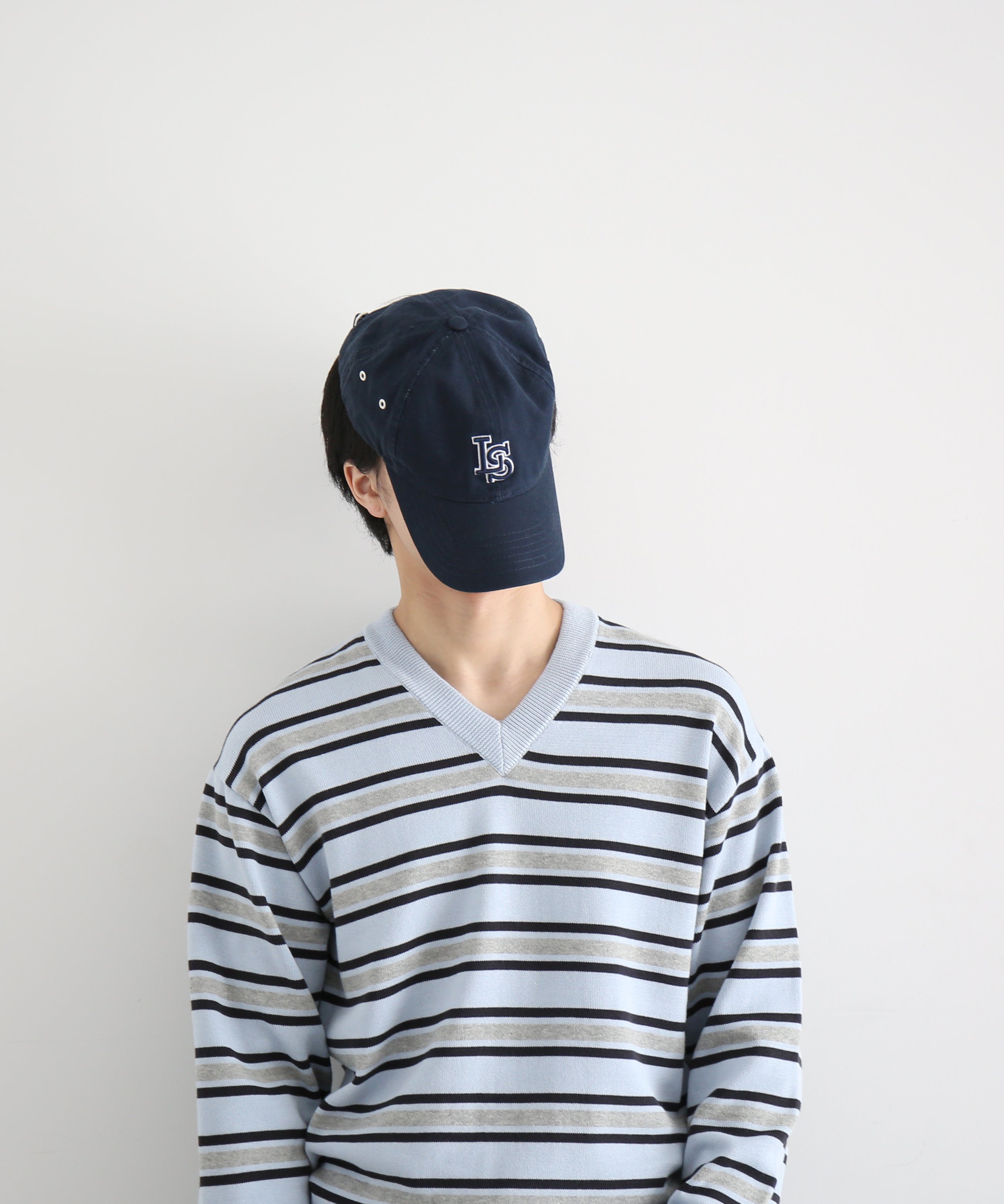 KAIKO Border v neck sweater "S.BLUE"