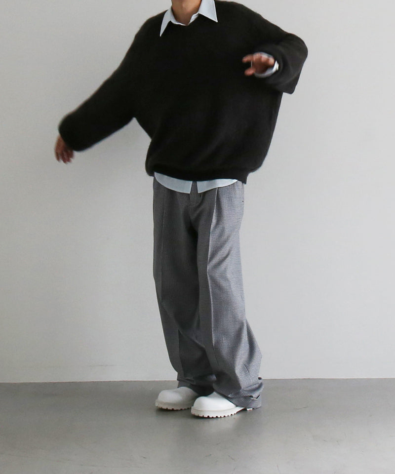 URU V neck knit "BLUE"
