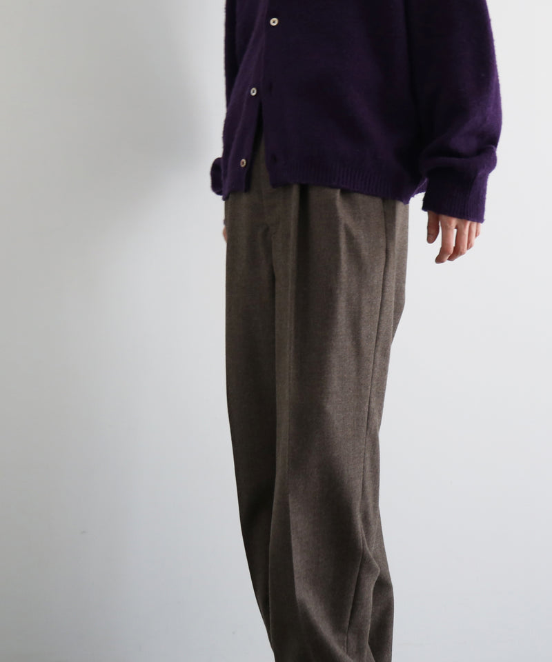 URU Wool saxony - 2 tuck pants "L.BROWN"