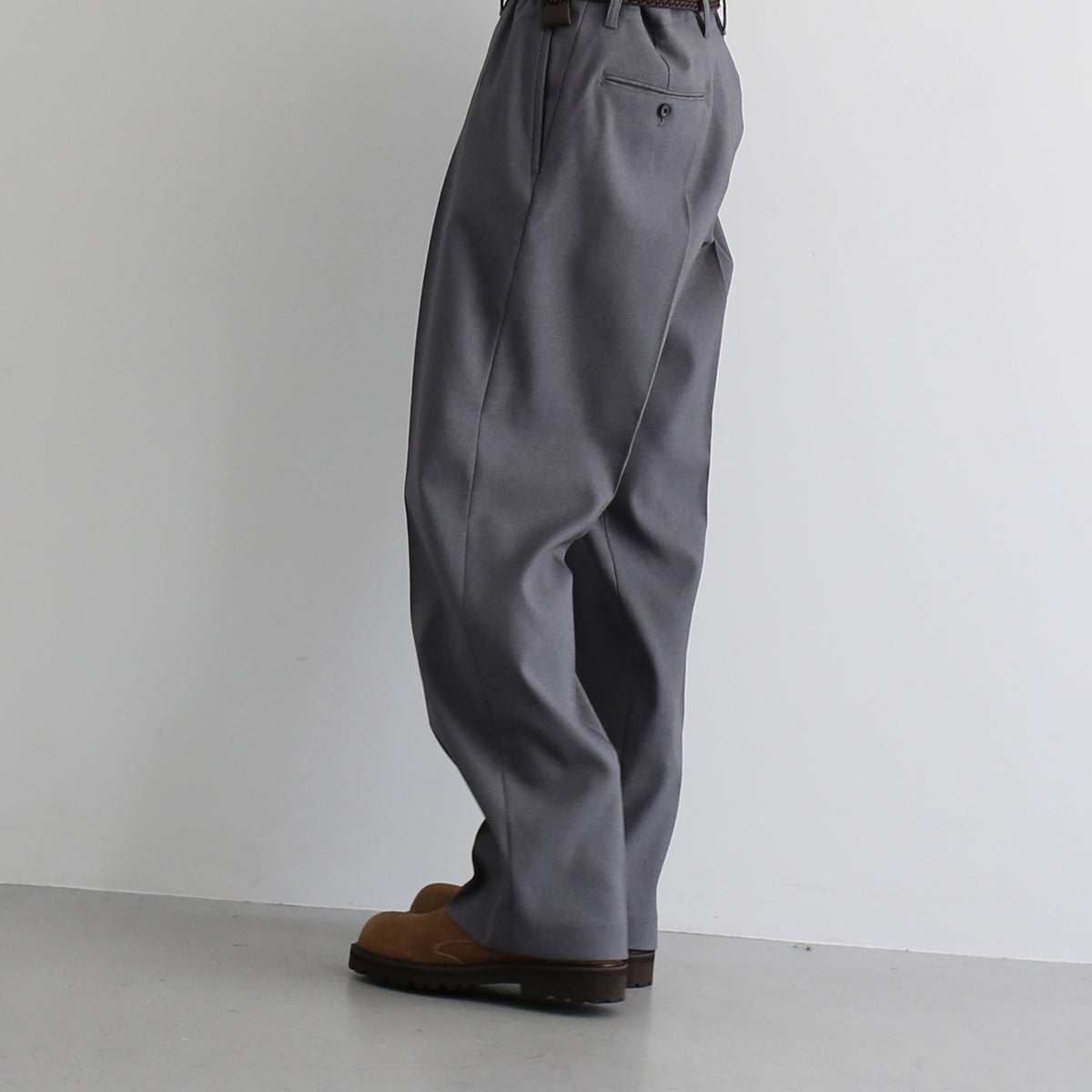 UNUSED ブラック スラックス UW0033 サイズ3 UNUSED【アンユーズド】Uw1203 twill stretch slacks “GRAY