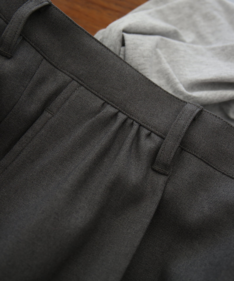 UNUSED Uw1203 straight slacks “GRAY"