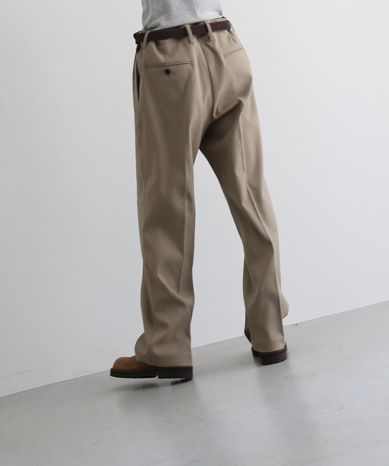 UNUSED Uw1203 straight slacks “BEIGE"