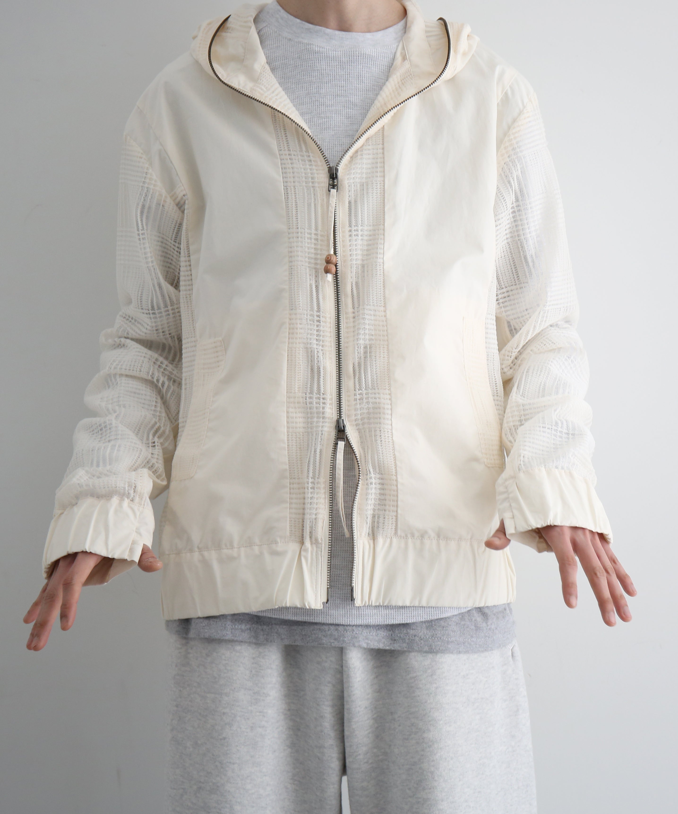 JIAN YE Lace monster hood "ECRU"