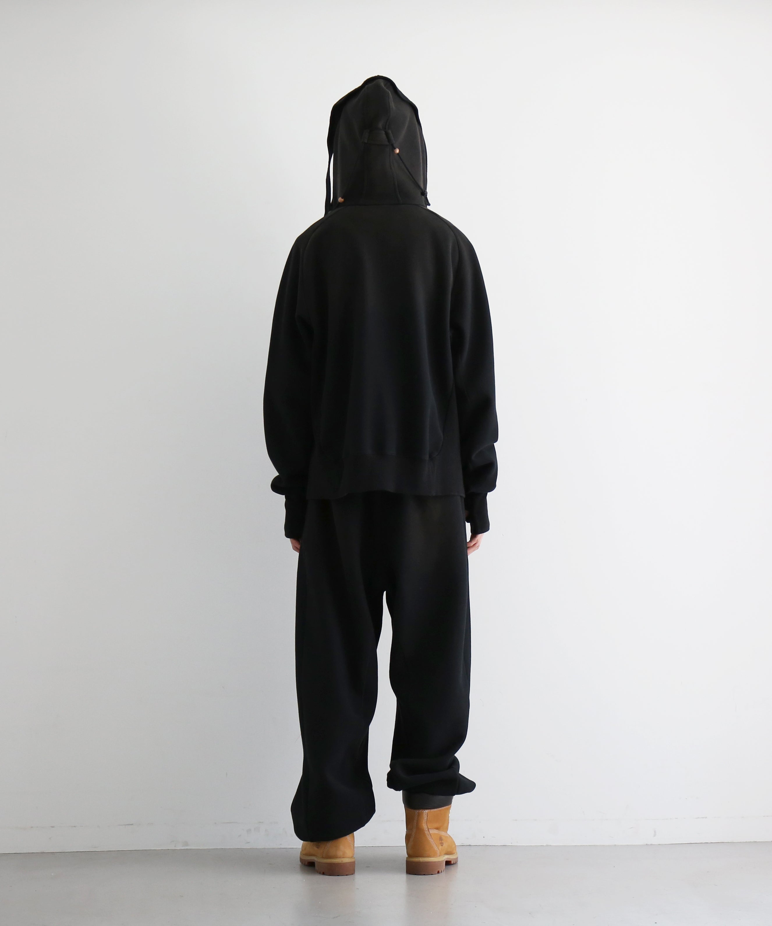 JIAN YE  Guai sweat pants "BLACK"