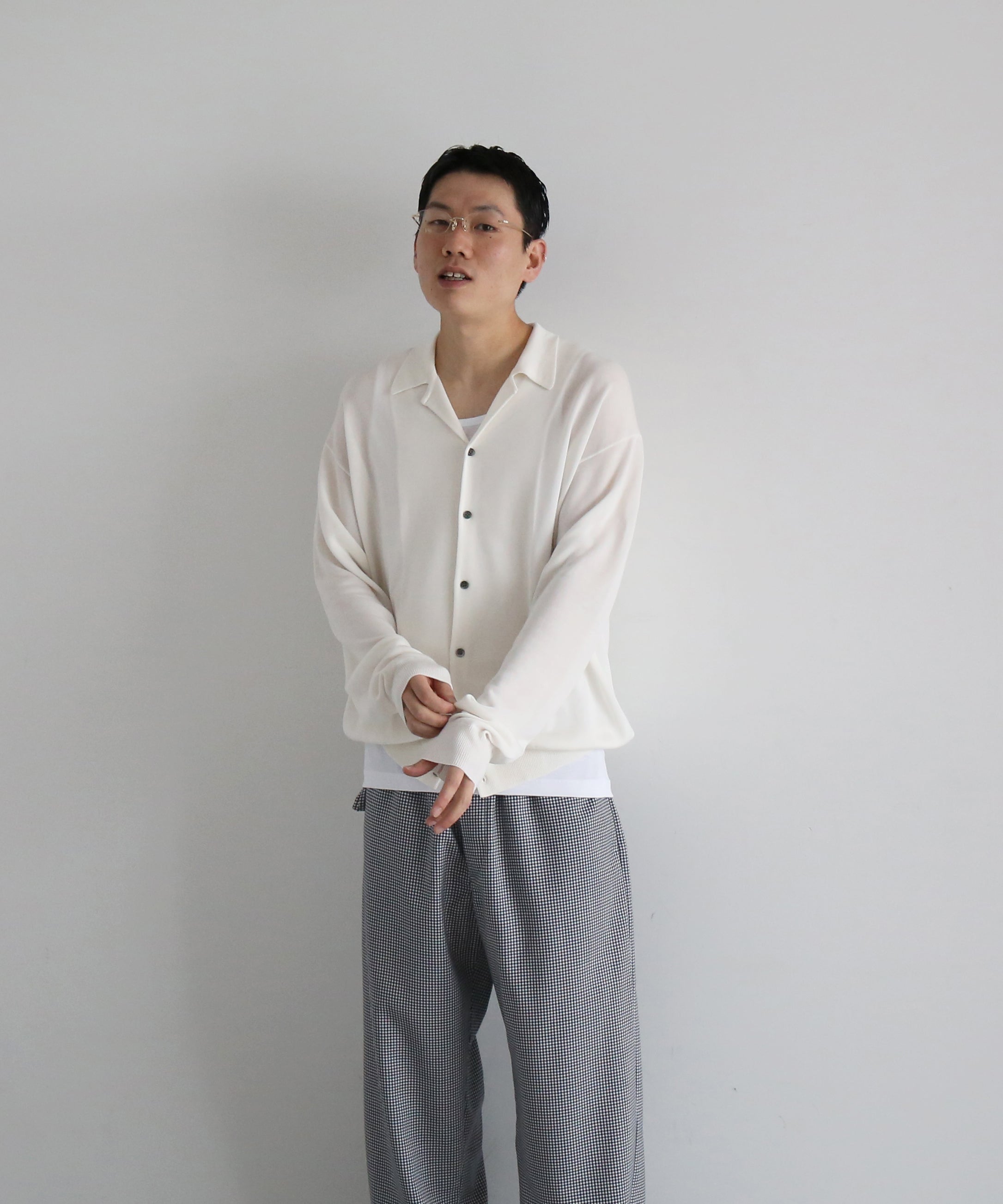 【EXCLUSIVE】crepuscule Open collar knit shirt "WHITE"