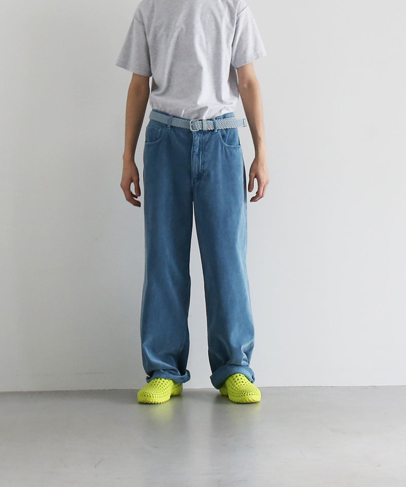 AURALEE Garment-dyed finx corduroy 5p wide pants “DUSTY BLUE”