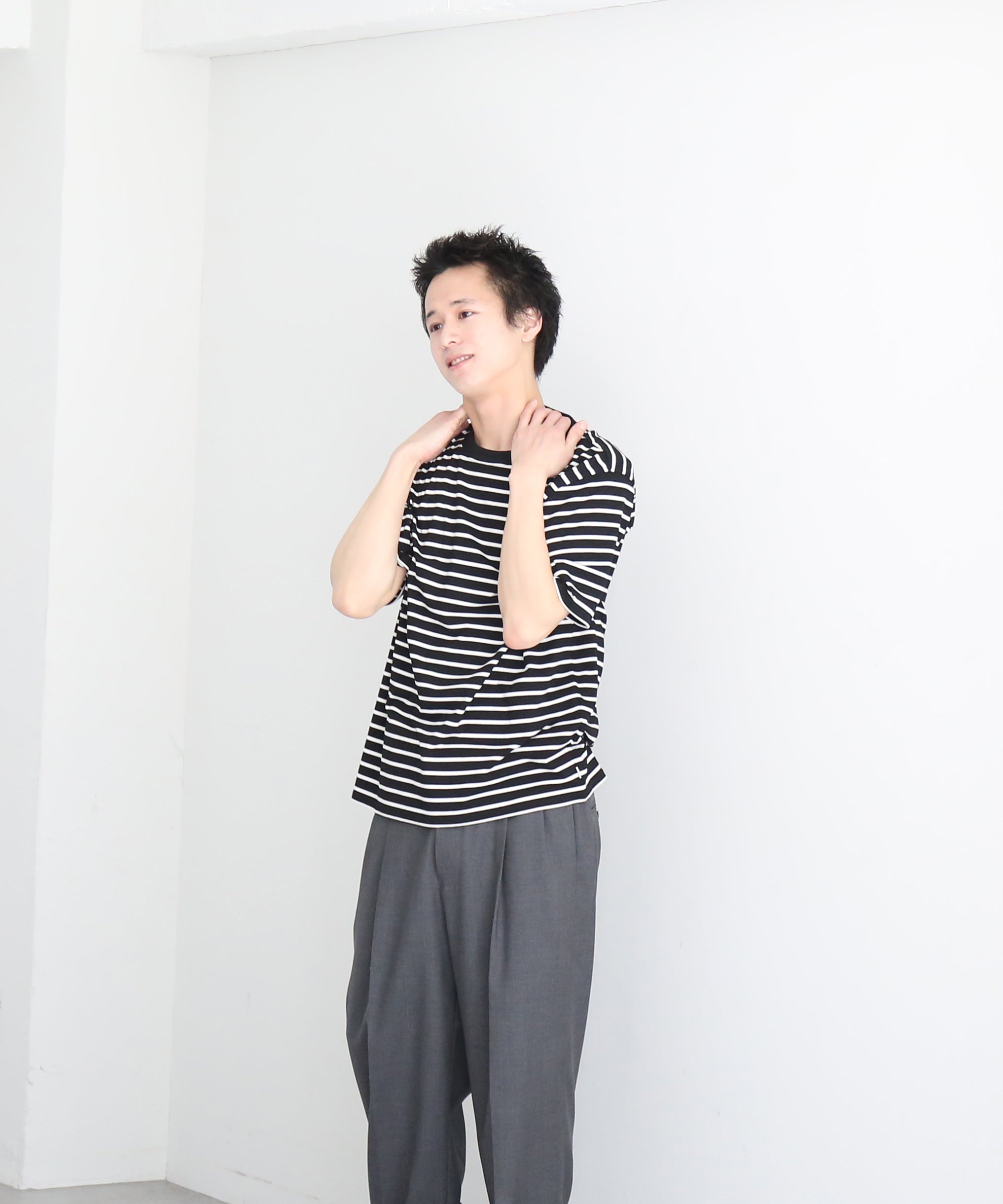 WHIMSY Rayon border tee "BLACK"