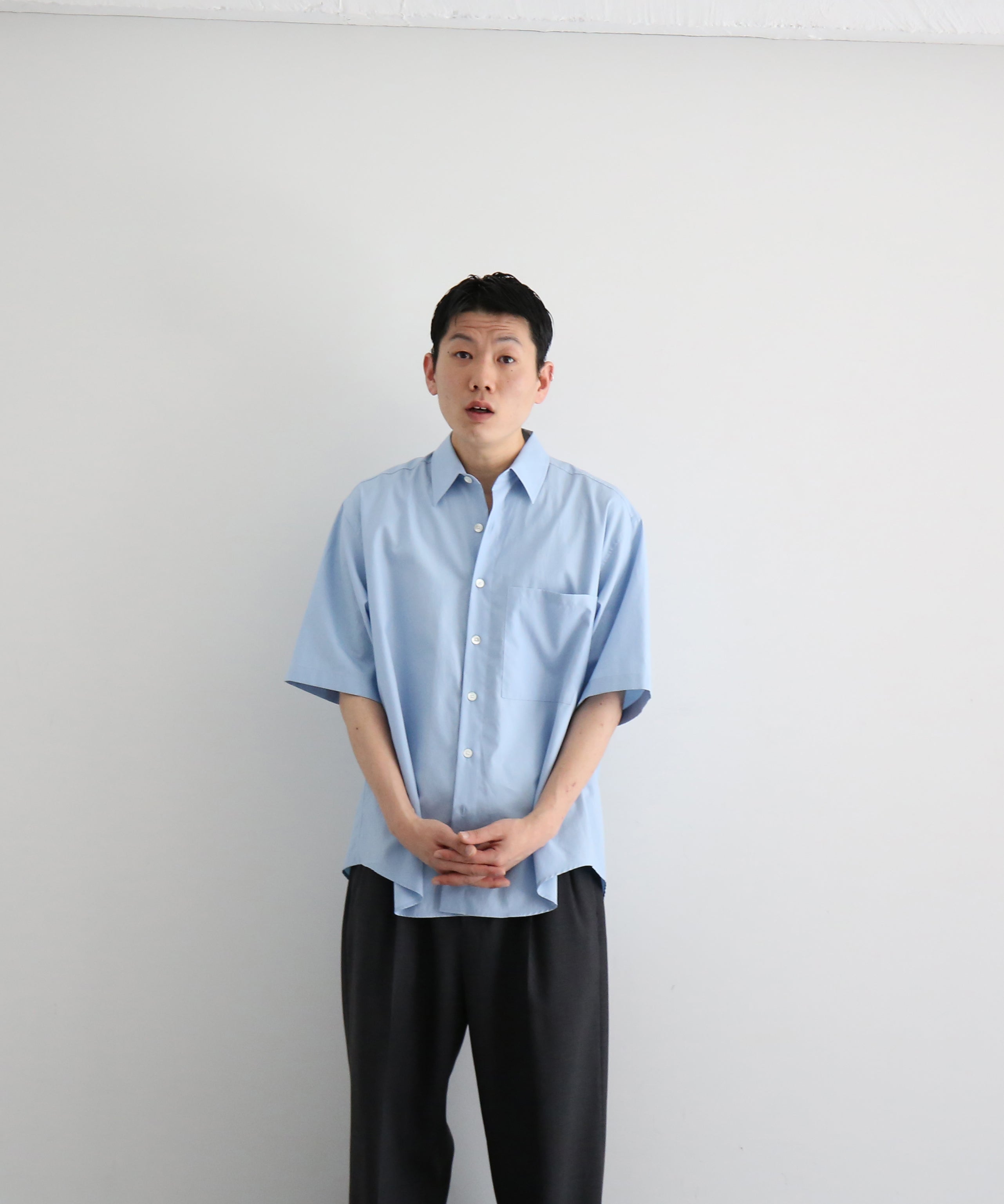 AURALEE Washed finx twill big half sleeved shirt "LIGHT BLUE"