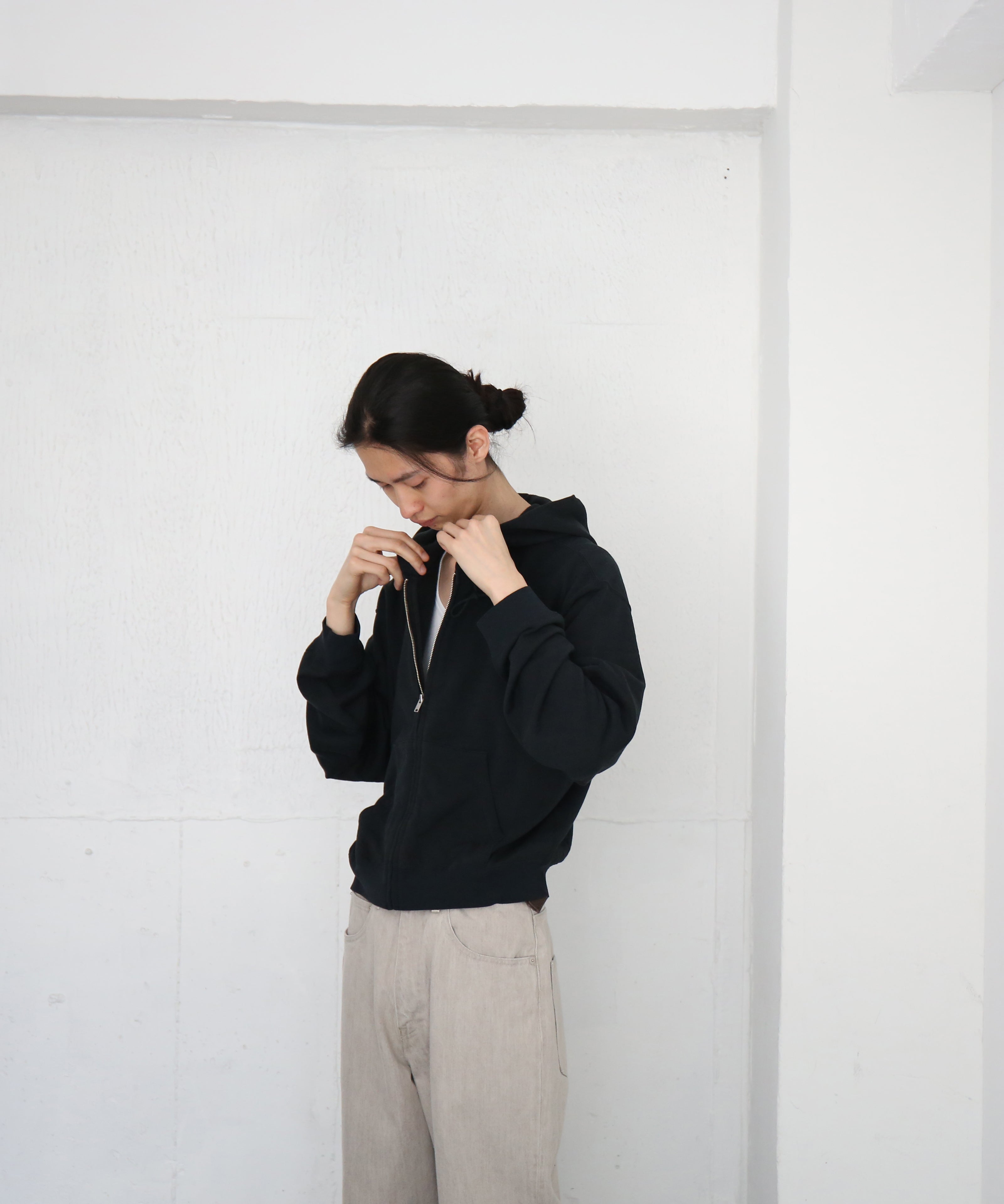 AURALEE High twist light sweat zip parka "INK BLACK"