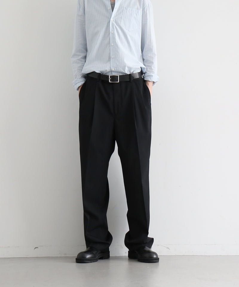 AURALEE Light wool max gabardine two-tuck slacks "DARK BROWN"