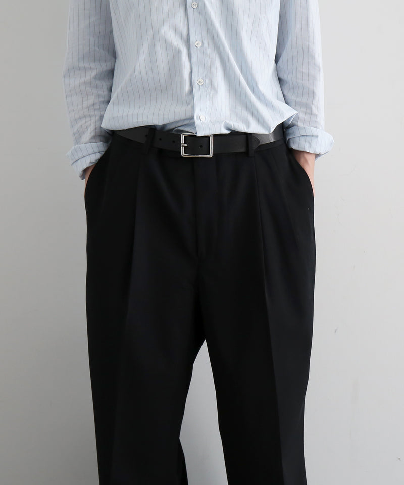 AURALEE Light wool max gabardine two-tuck slacks "TOP BLACK"