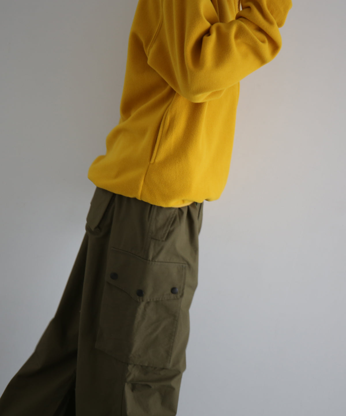 entire studios Shell fleece “CANARY”