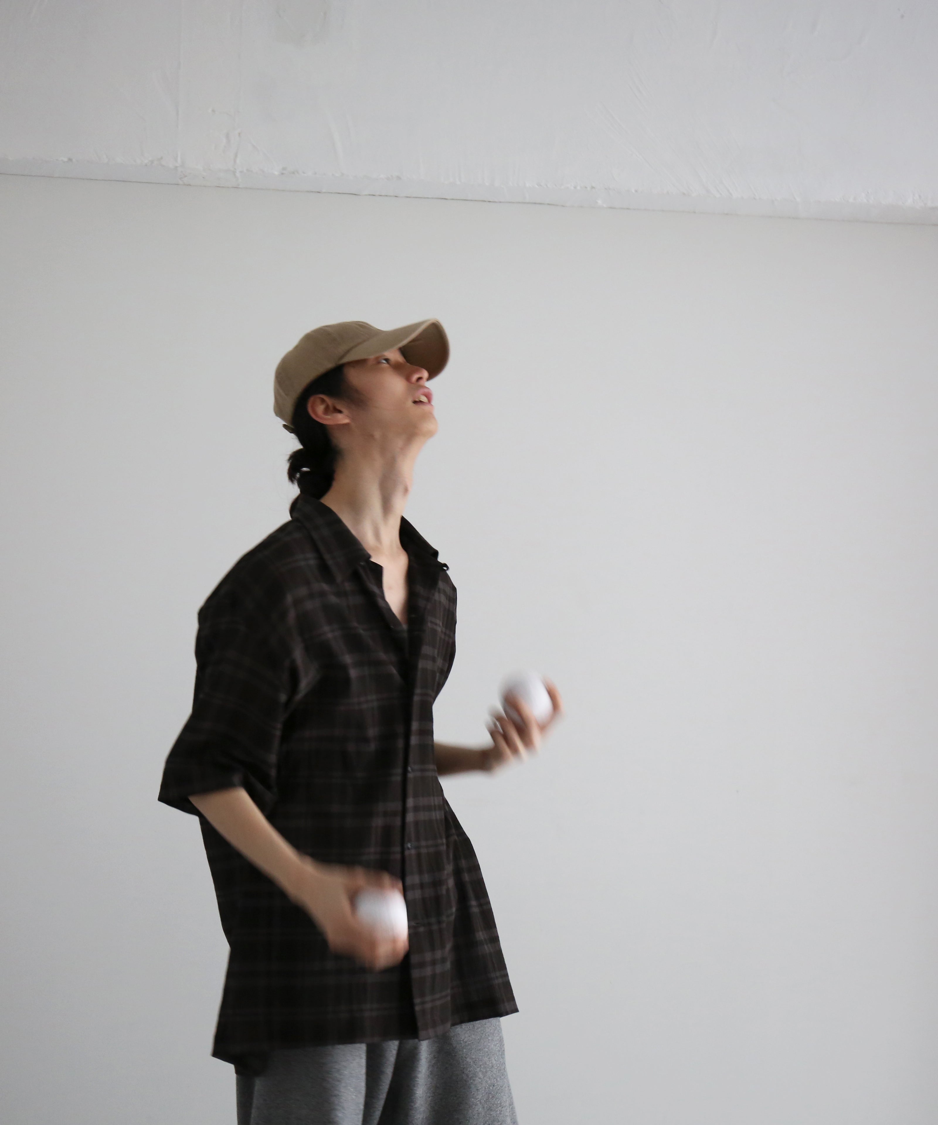 VOAAOV Shadow check ss shirt "CHARCOAL"