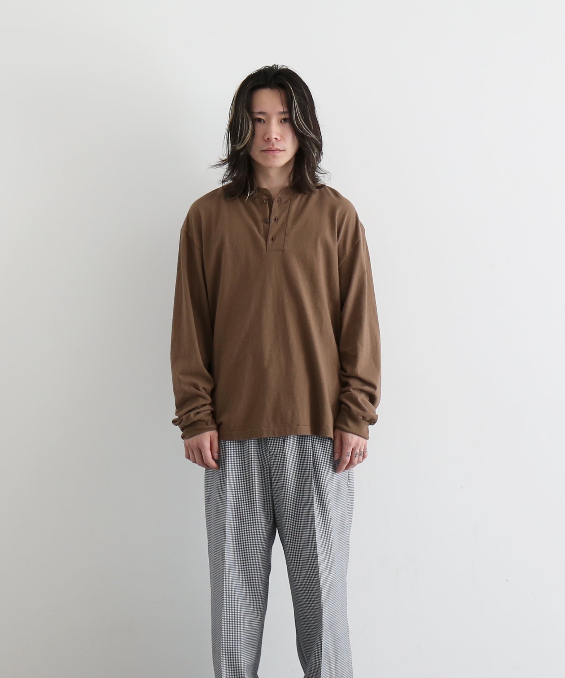 UNUSED Us2592 long-sleeve henry neck t-shirt "WHITE"