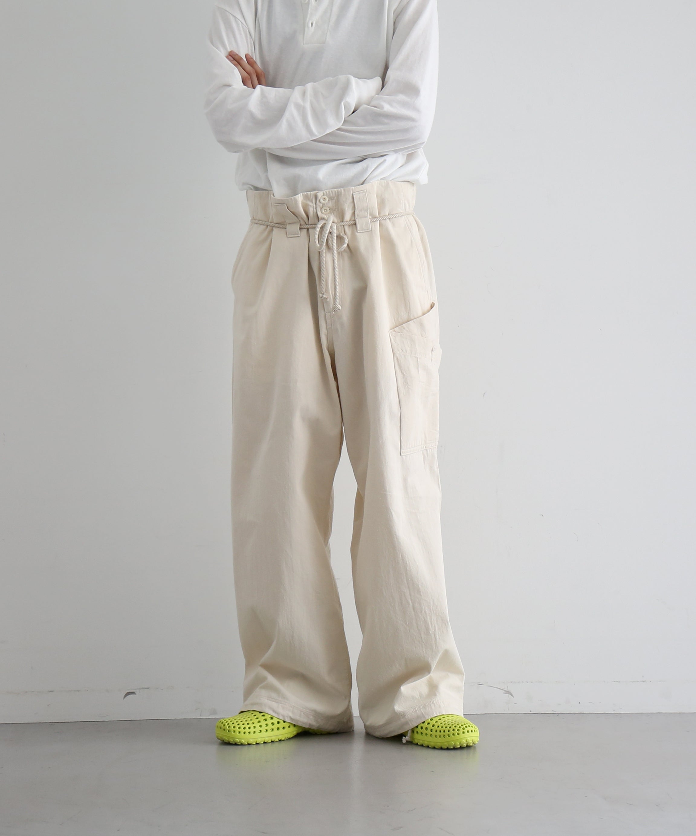 【EXCLUSIVE】WHOWHAT Origami pocket cargo pants "IVORY"
