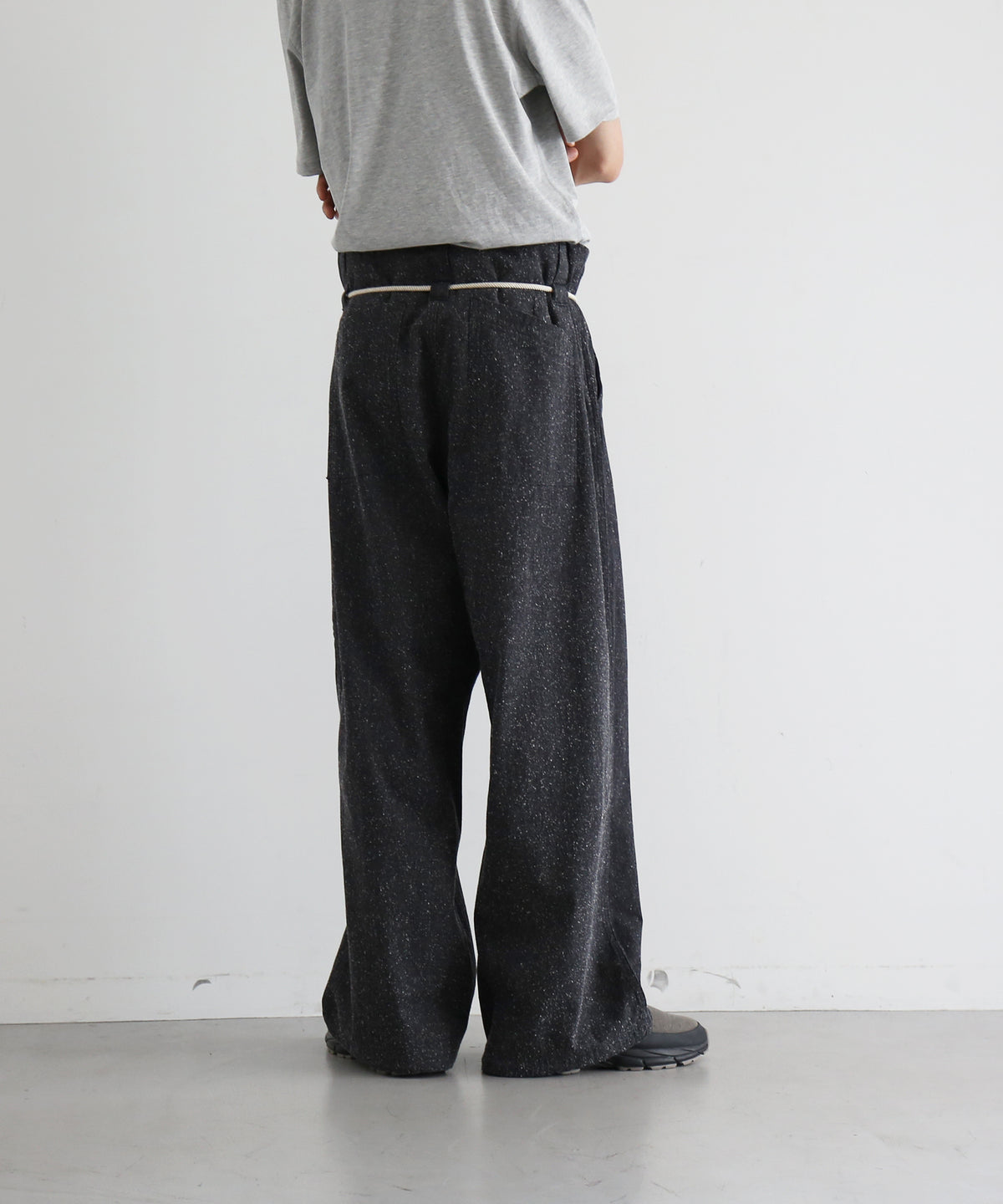 【EXCLUSIVE】WHOWHAT Origami pocket cargo pants "BLACK"