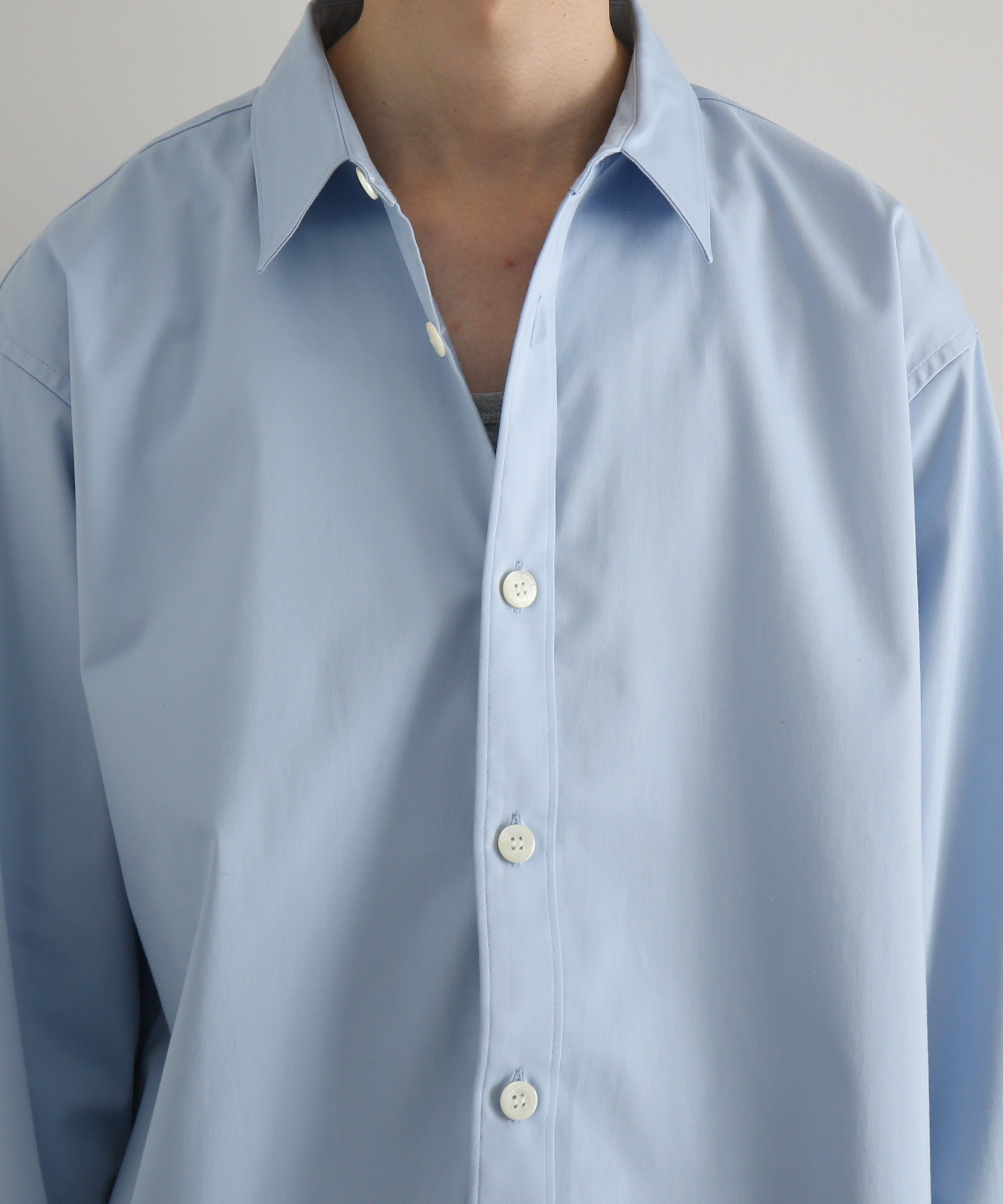 well Buttons position shirt "BLUE"