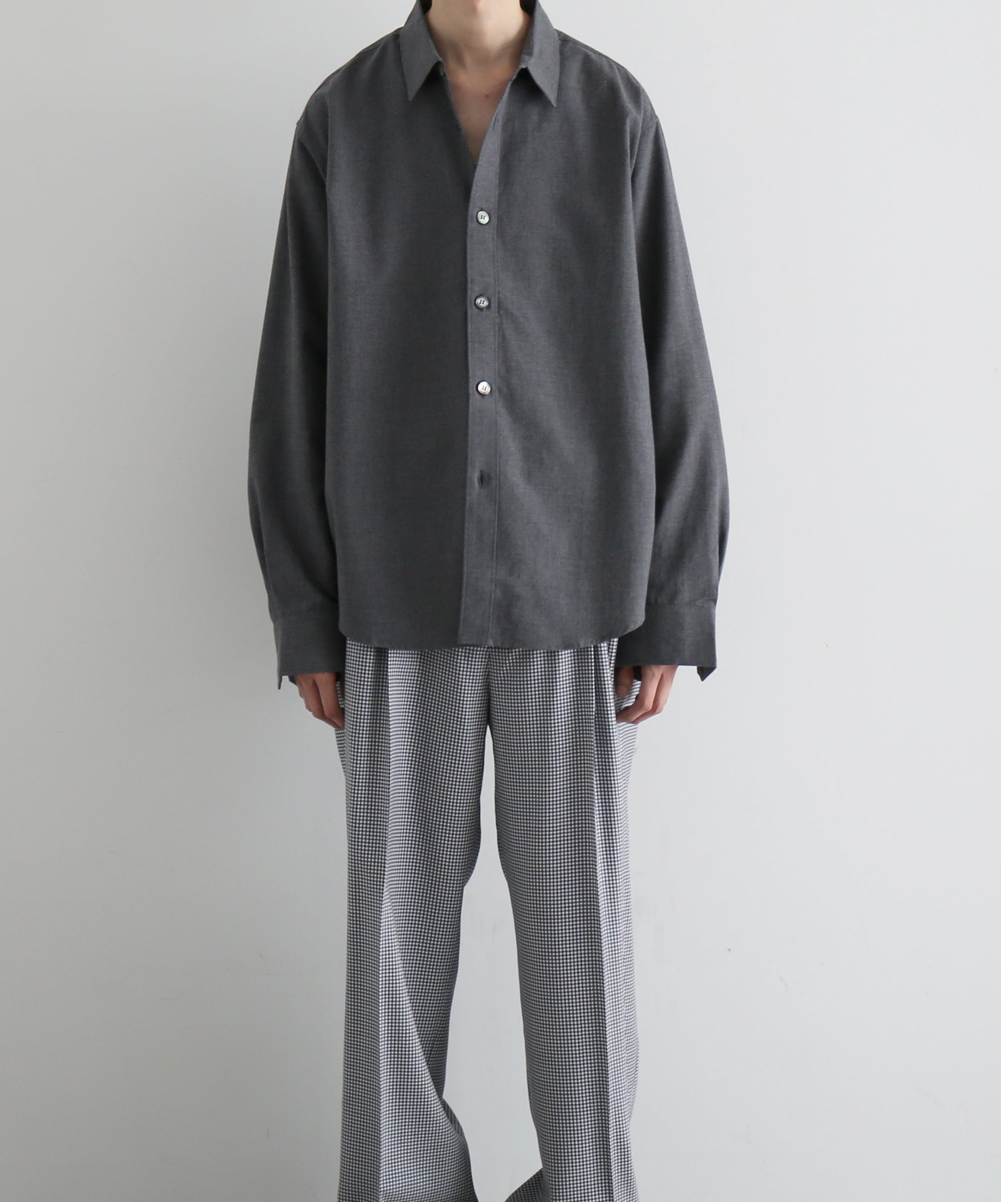 well Buttons position shirt "BLUE"
