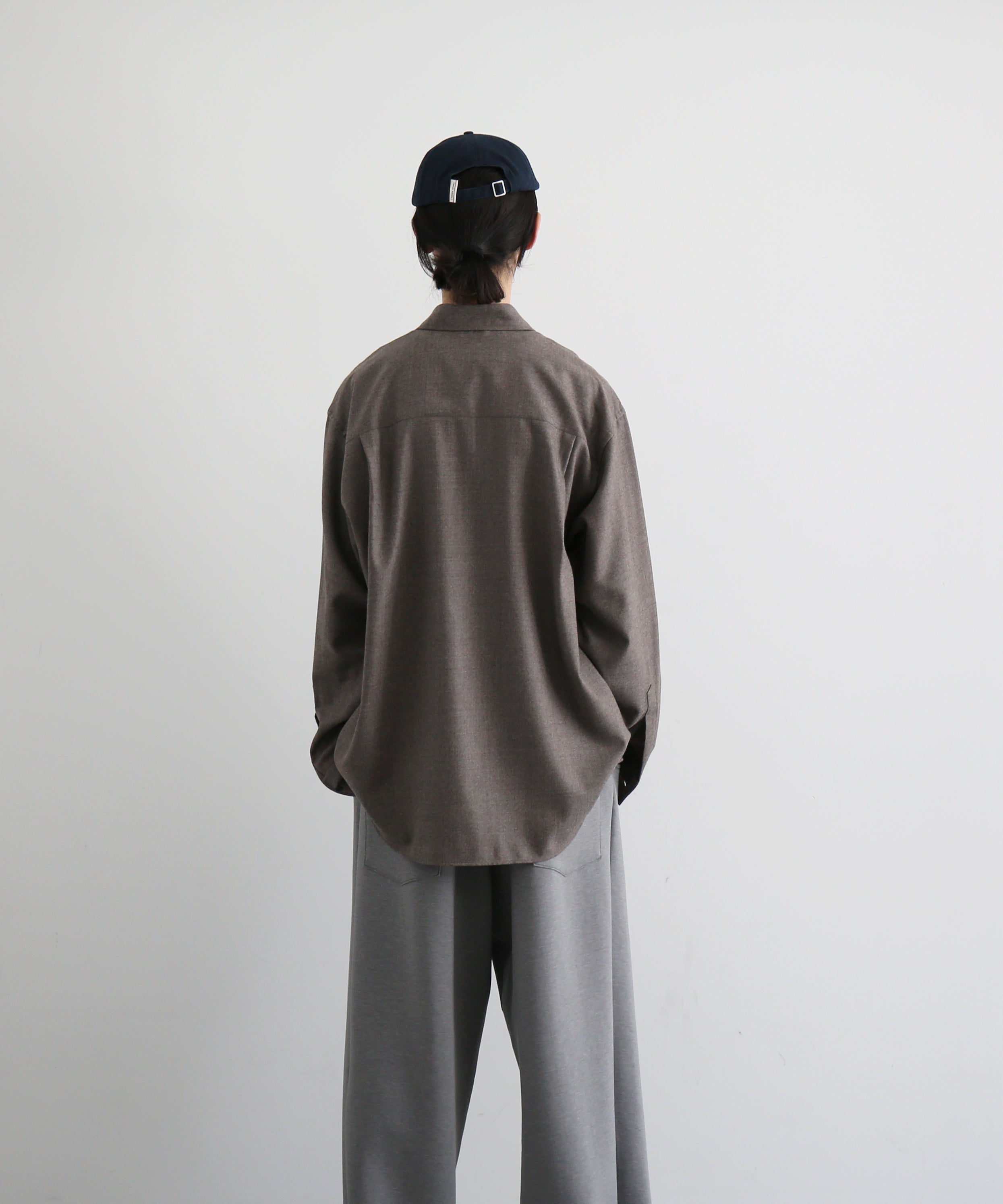 AURALEE Super light wool shirt "TOP BROWN"