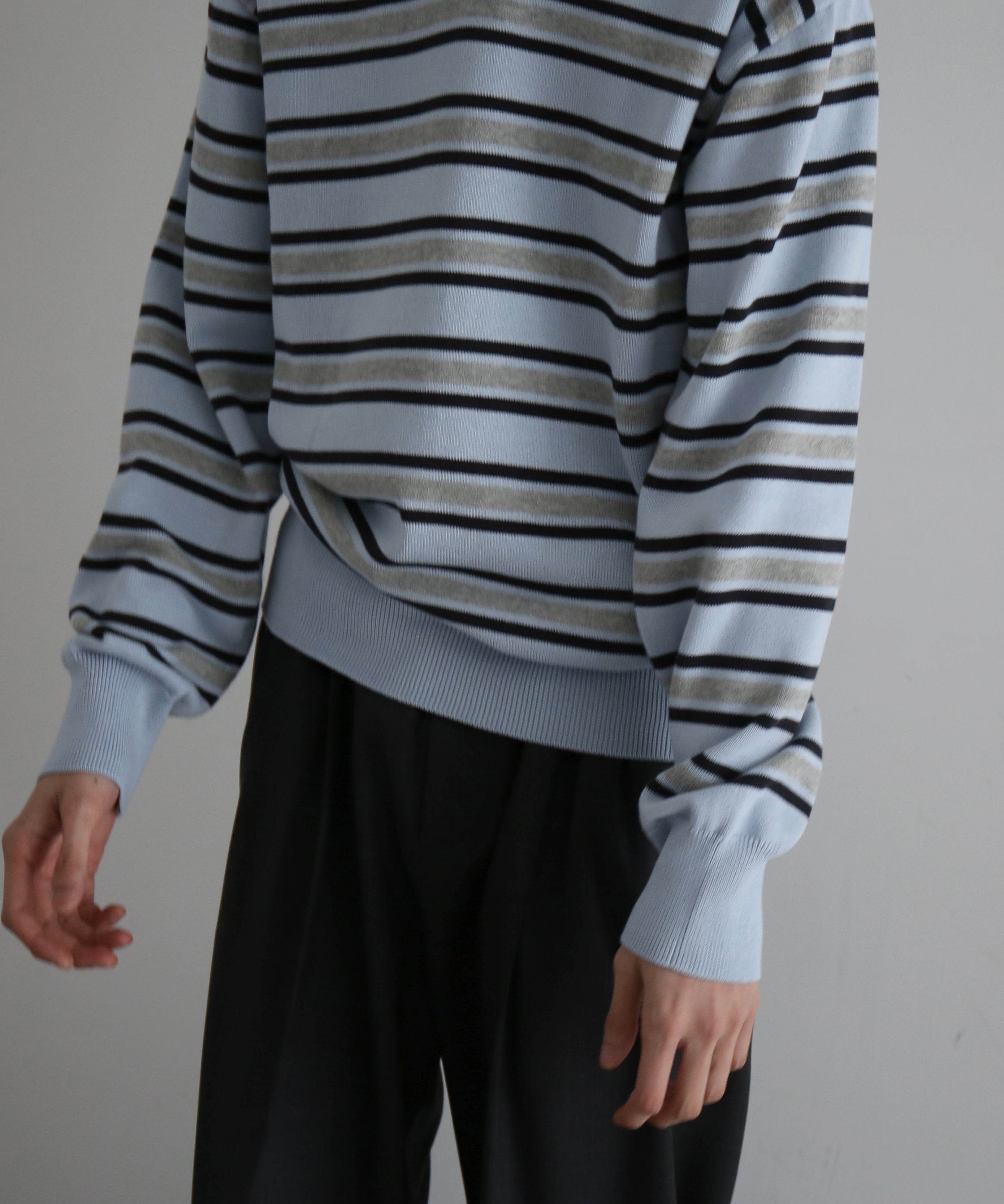 KAIKO Border v neck sweater "S.BLUE"