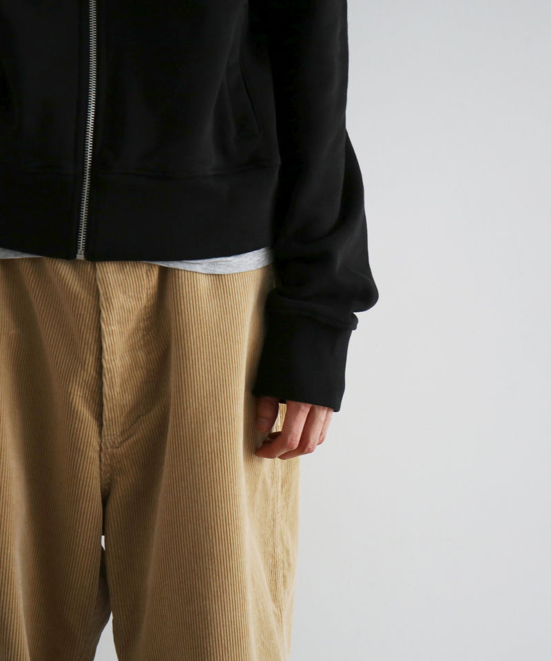entire studios Standard track jacket “BLACK”