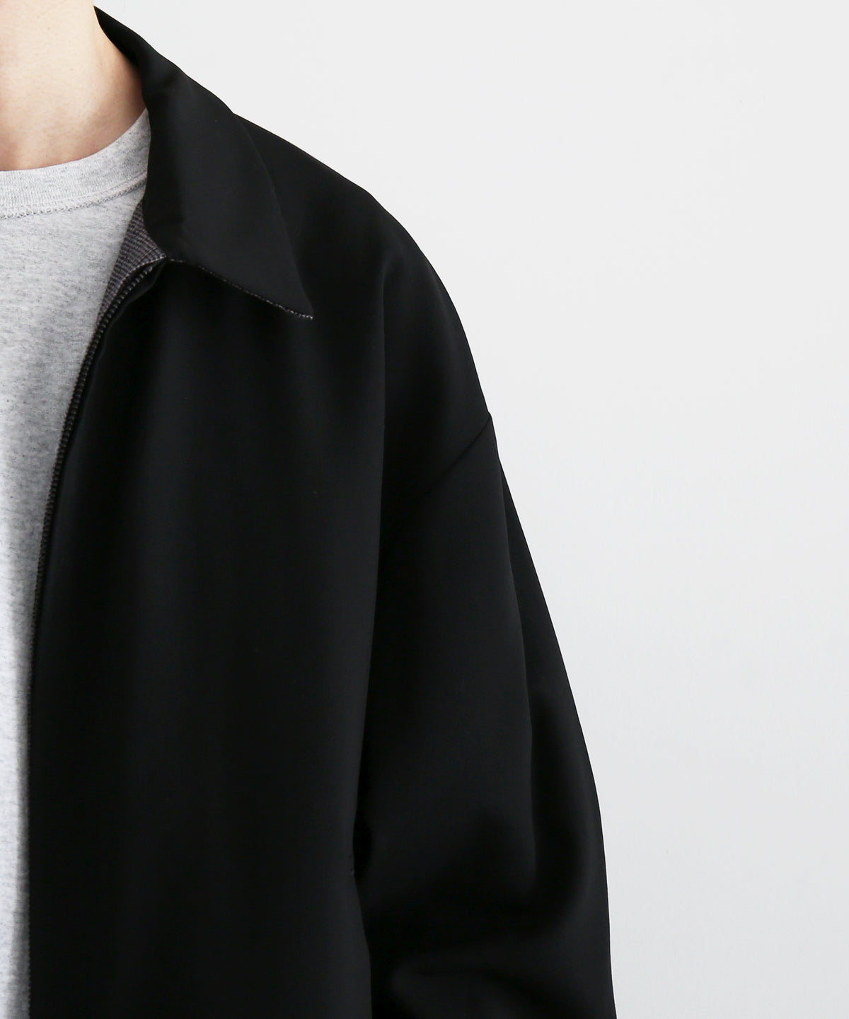 WHOWHAT Reversible blouson "BLACK×GRAY BLACK"