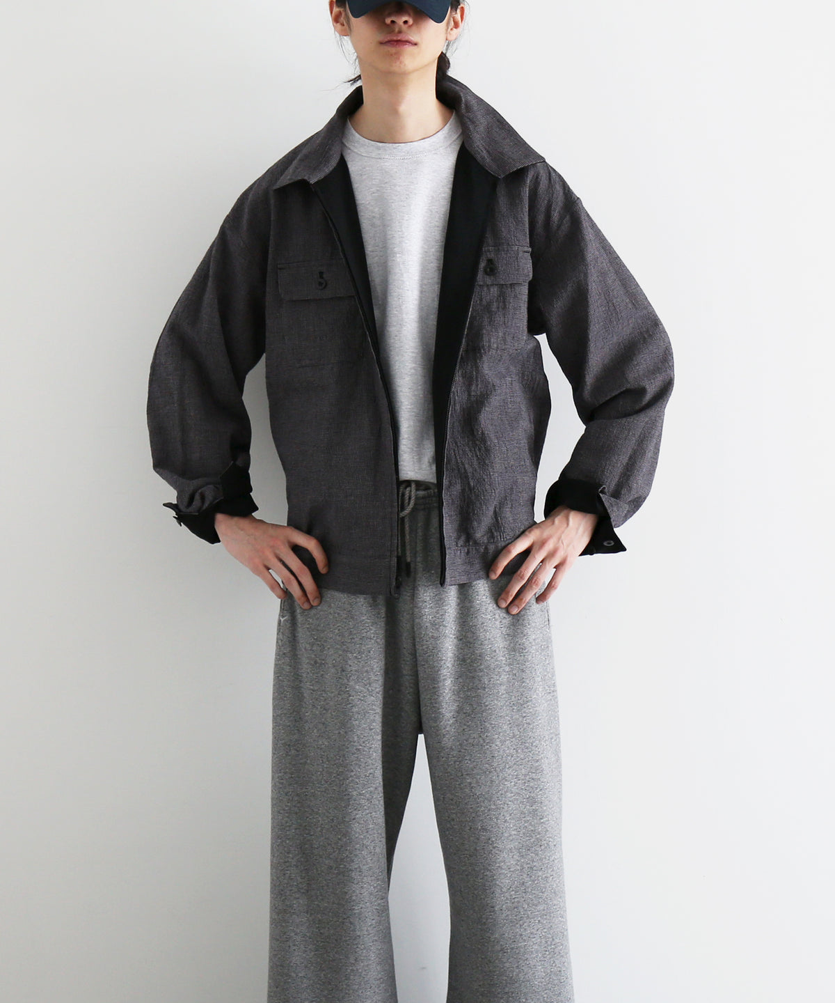 WHOWHAT Reversible blouson "BLACK×GRAY BLACK"