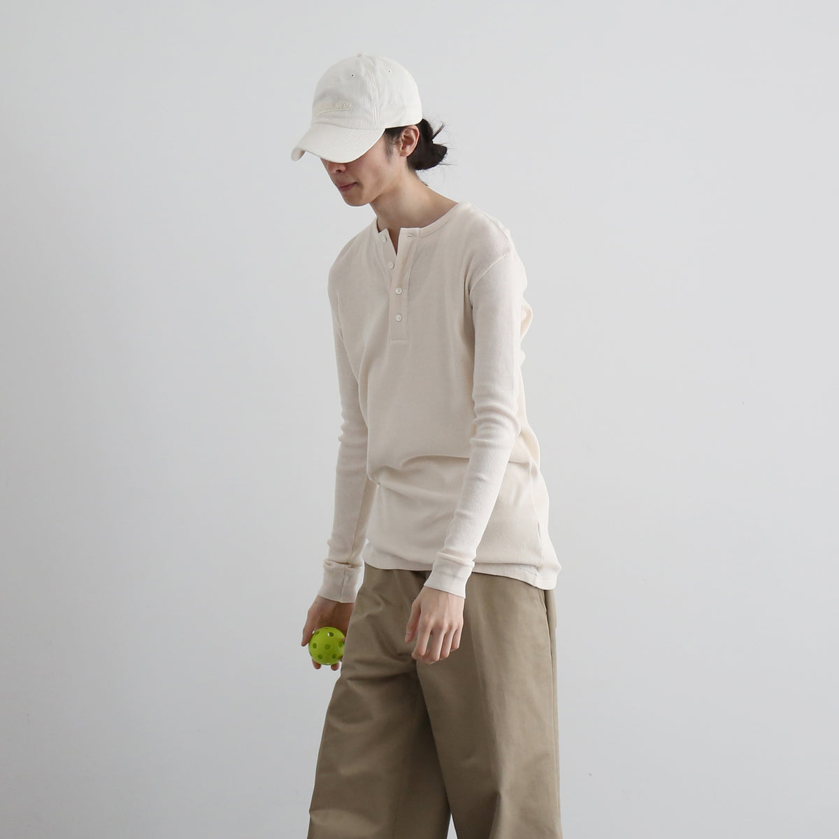 AURALEE【オーラリー】Organic soft rib henley neck p/o 