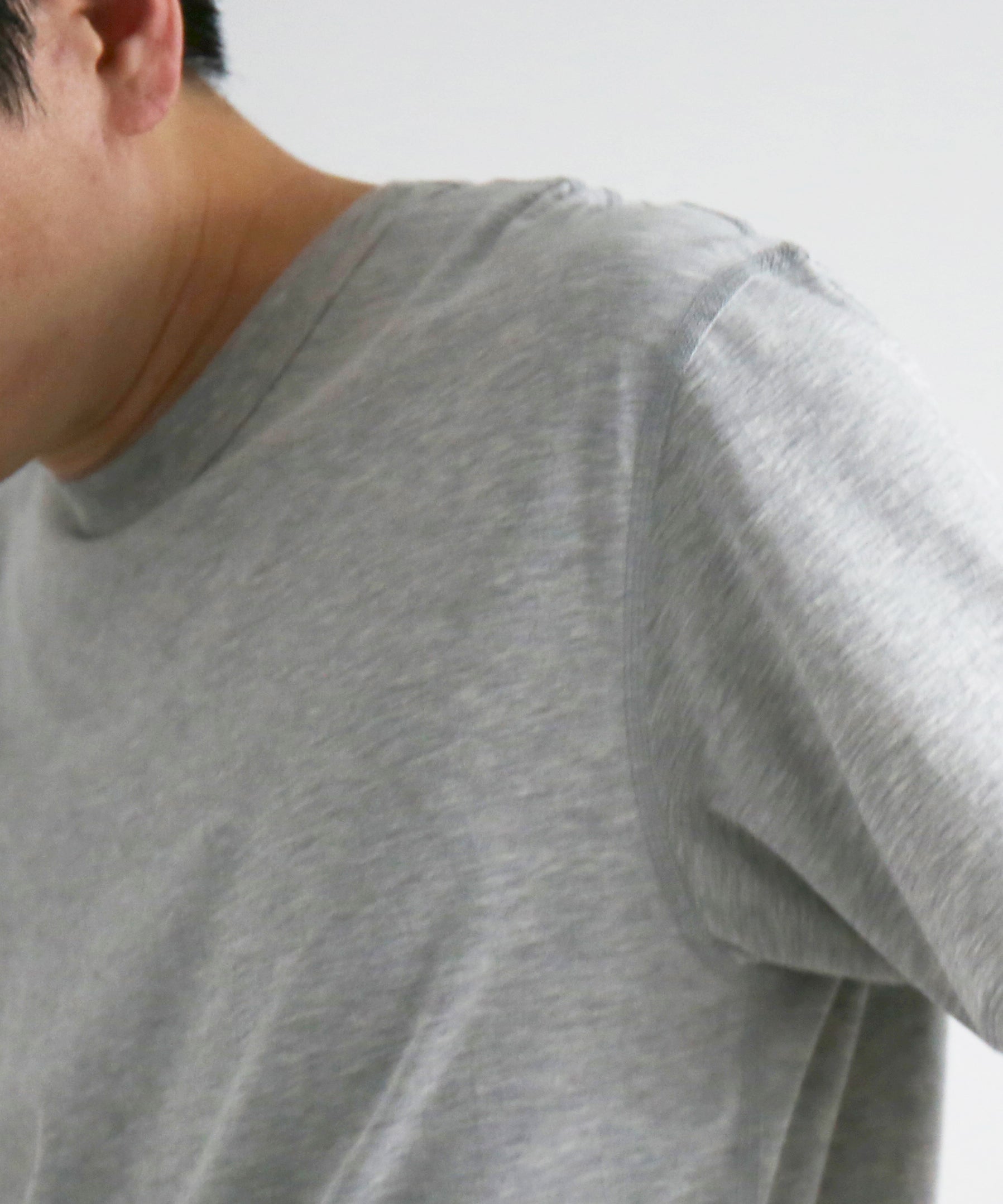 KAIKO C neck t-shirt “TOP GRAY”