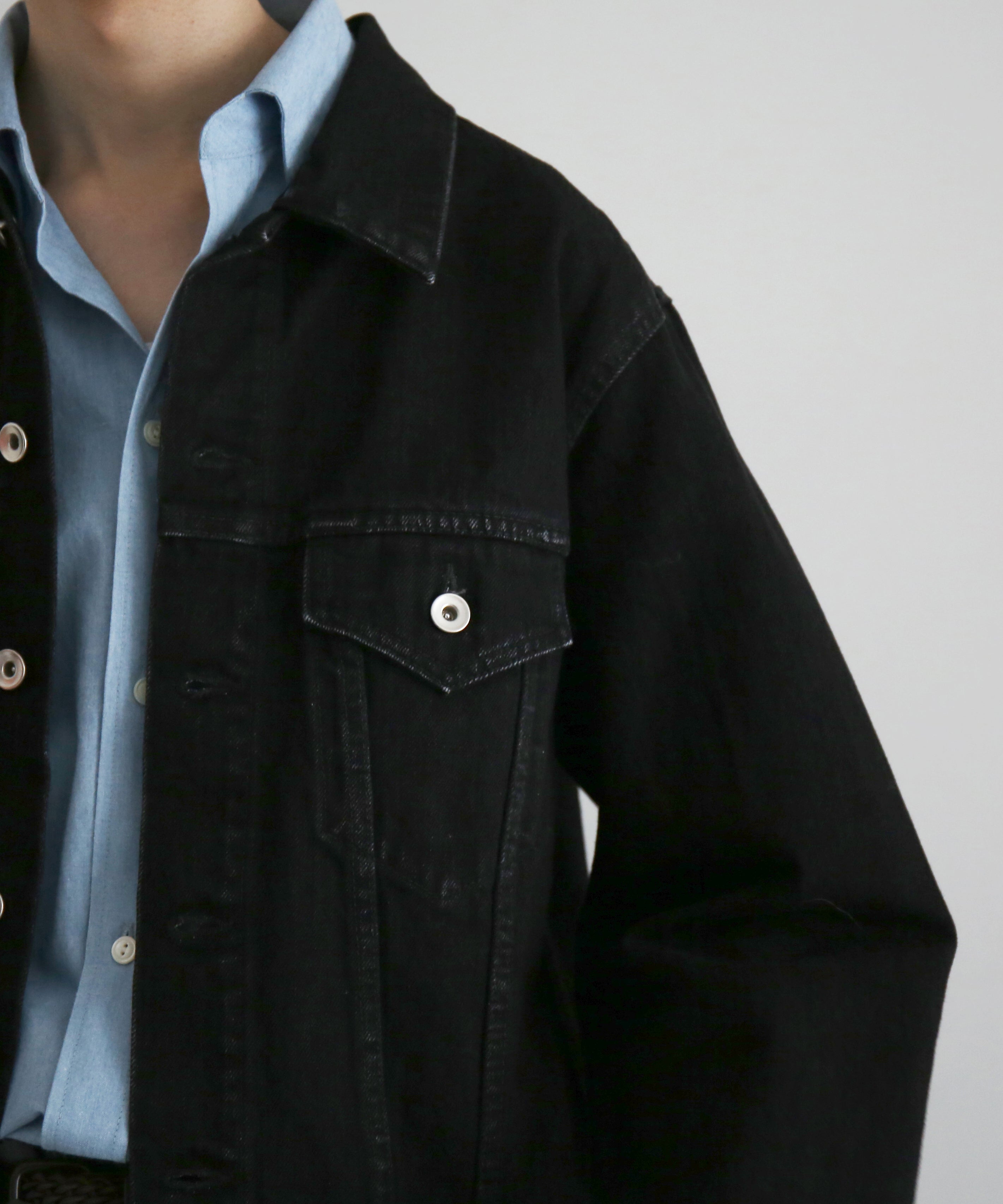 ensou. Erased jean jacket-washed "A.BLACK"