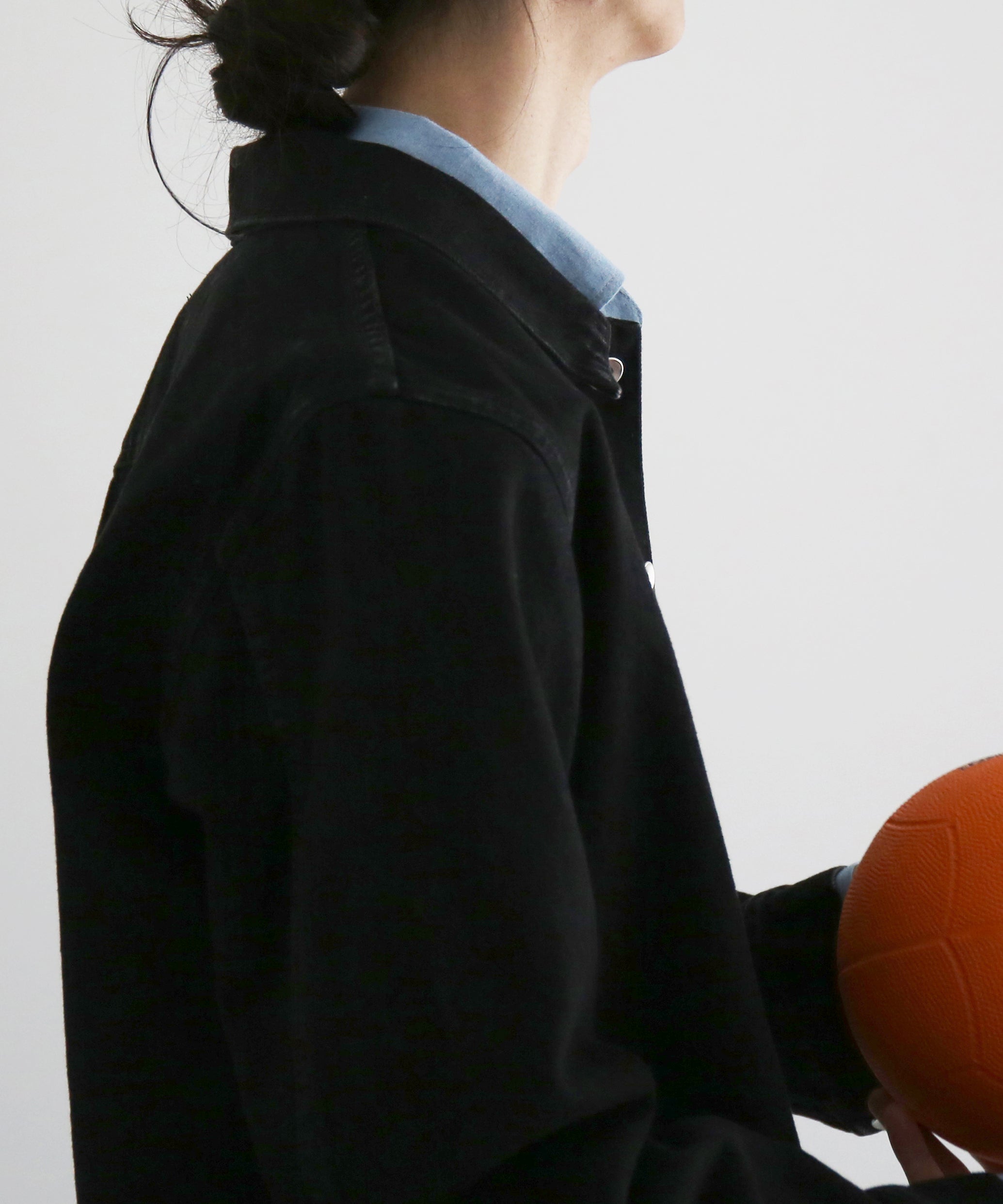 ensou. Erased jean jacket-washed "A.BLACK"