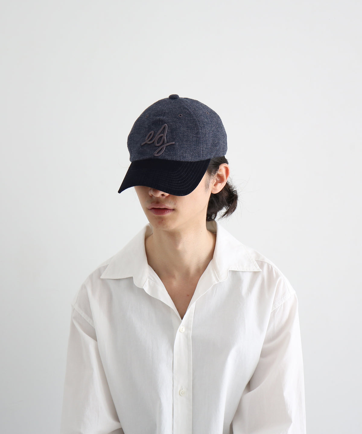 ABELIA EDOWARD GOUCHA Aeg cap 0505 "GREY"