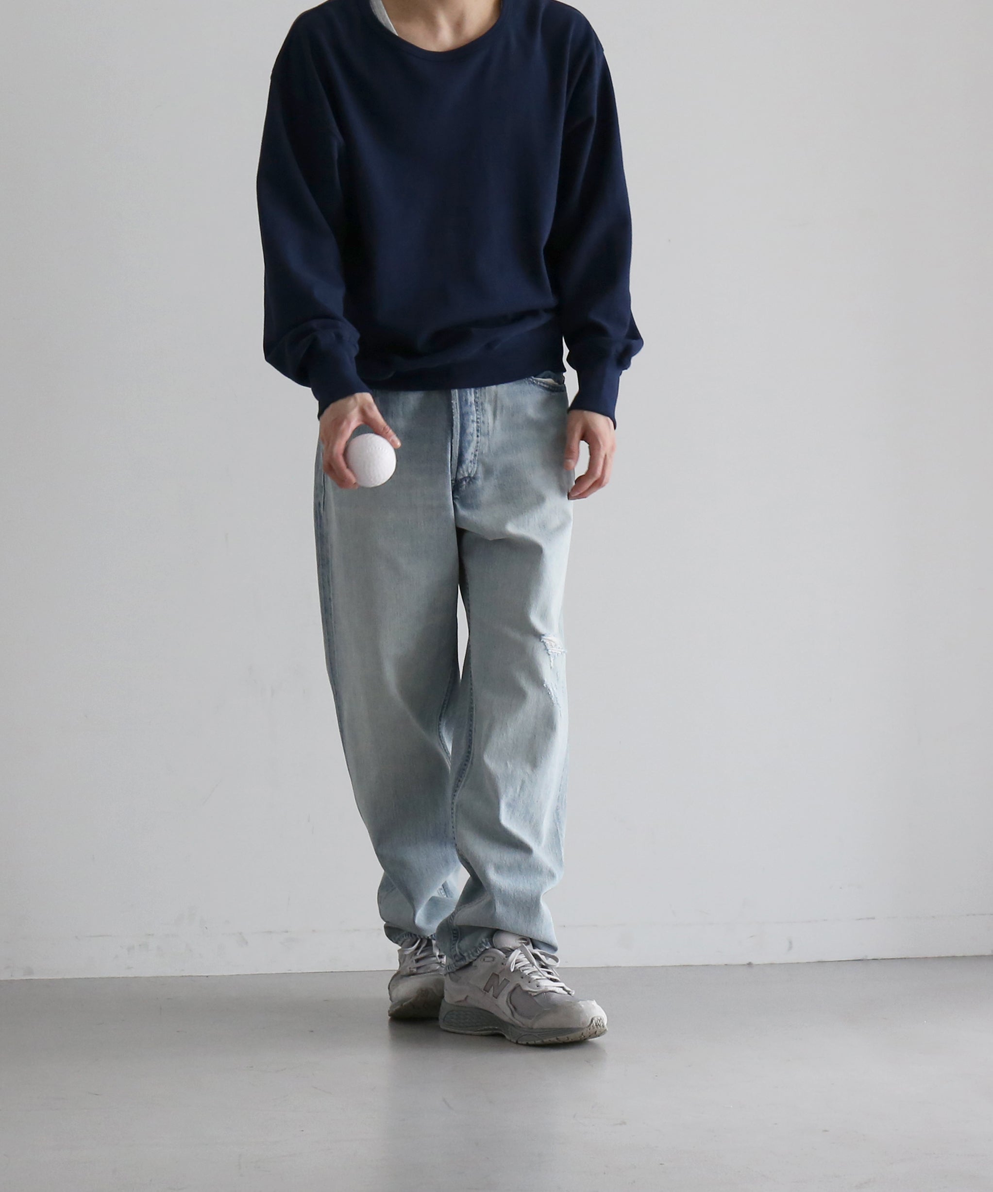 AURALEE Faded selvedge light denim pants "LIGHT INDIGO"