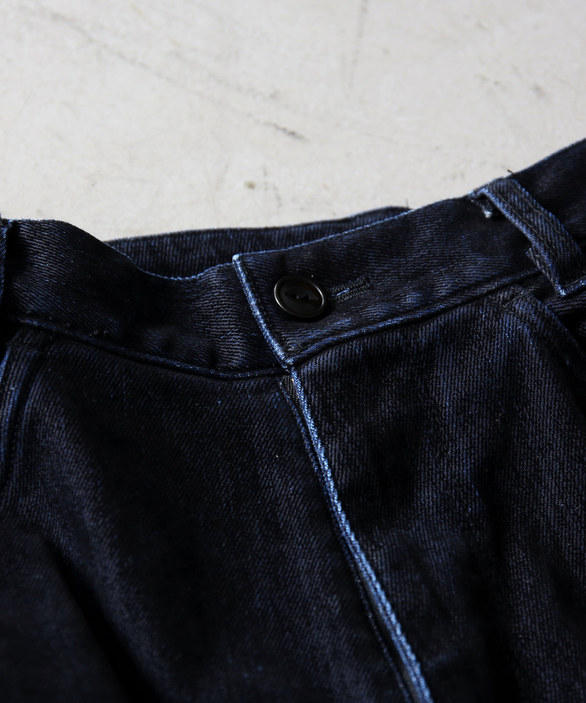 VOAAOV Flocky denim pants “BLACK”