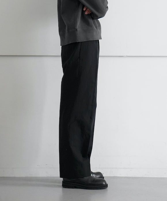 AURALEE HARD TWIST FINX LINEN CHINO SLACKS BLACK