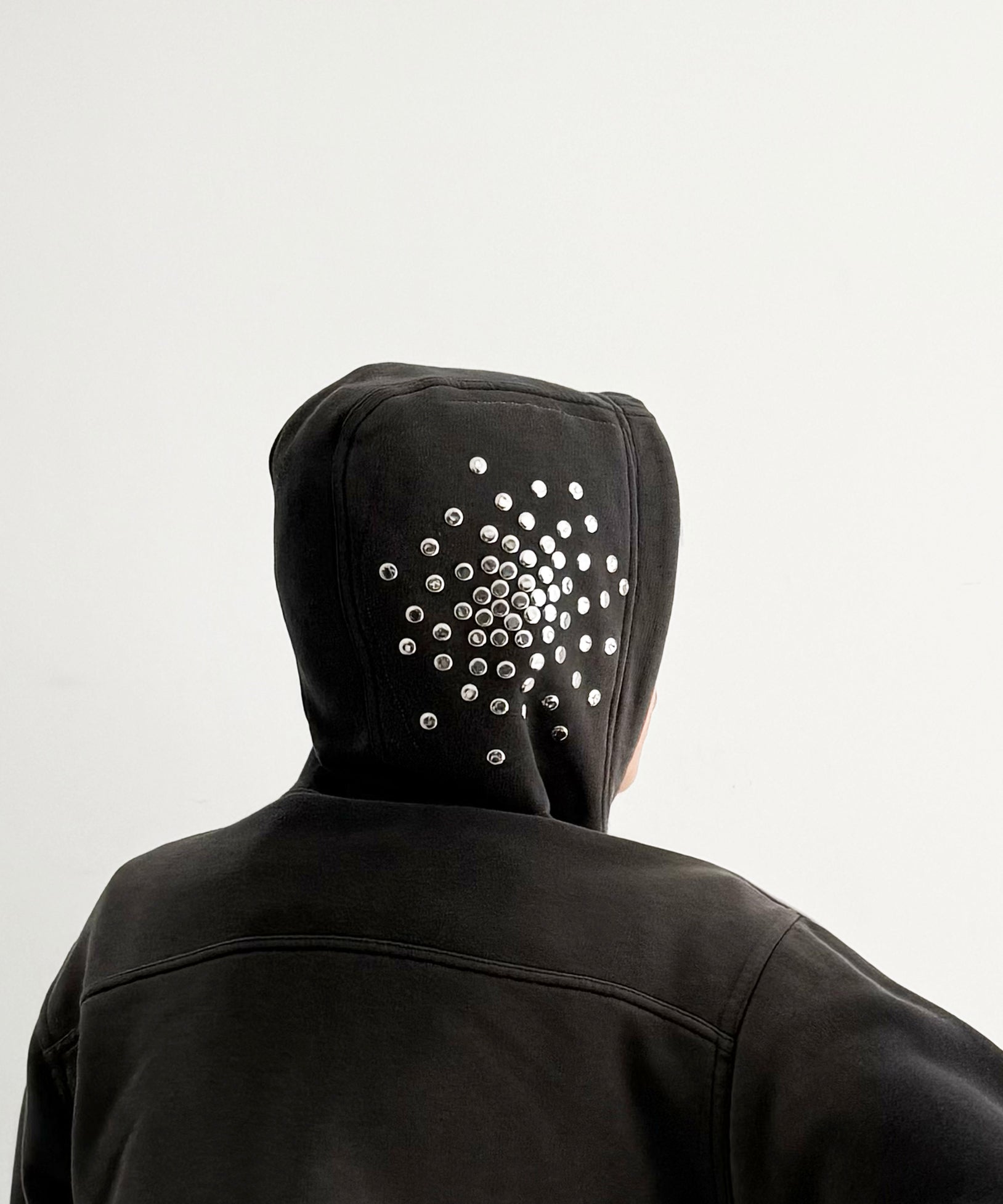 HANNAH CREAK Stud pullover hoodie "GRAY"